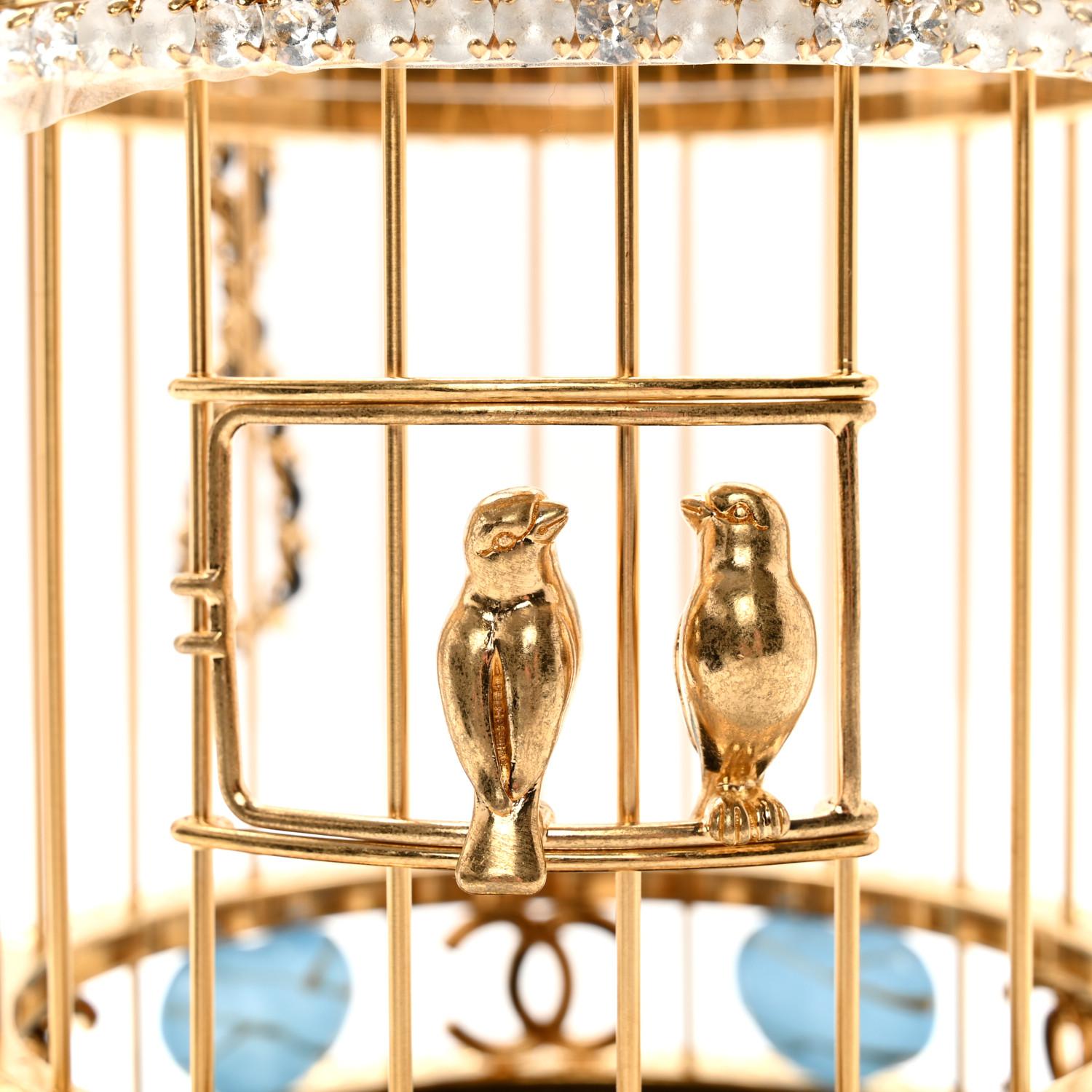 Chanel Runway Gold Crystal Birdcage Minaudière In Excellent Condition For Sale In Montreal, Quebec