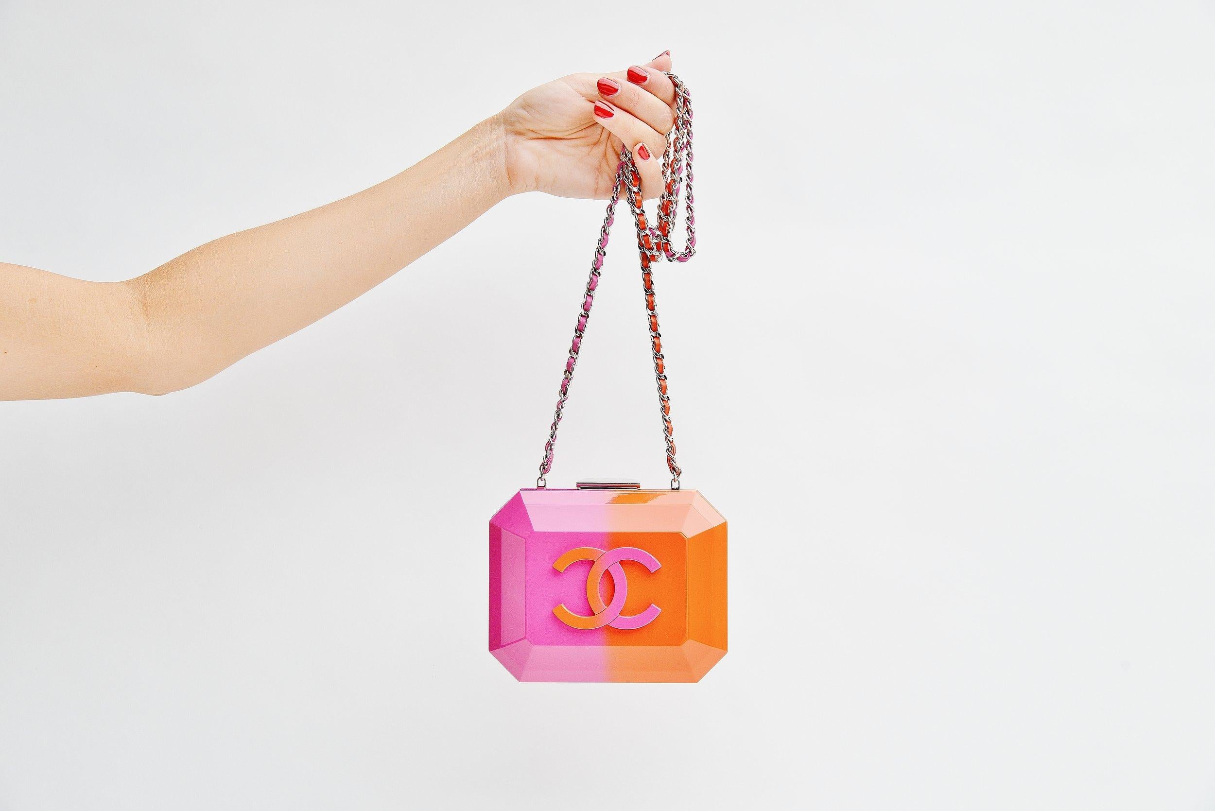 Chanel Runway Minaudière Ombre Pink & Orange Hard Shell Handbag Clutch 4