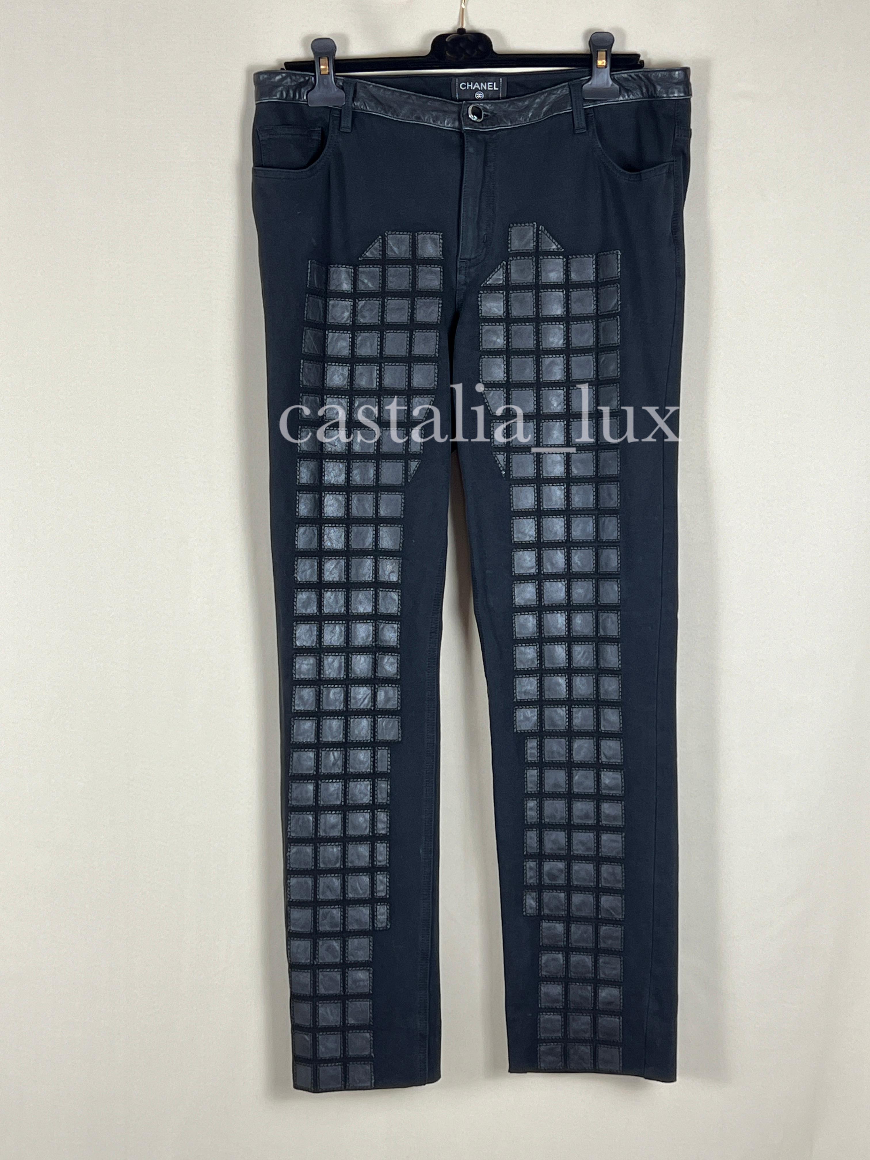 Chanel Look #1 Paris / Byzance Mosaic Detail Trousers For Sale 1