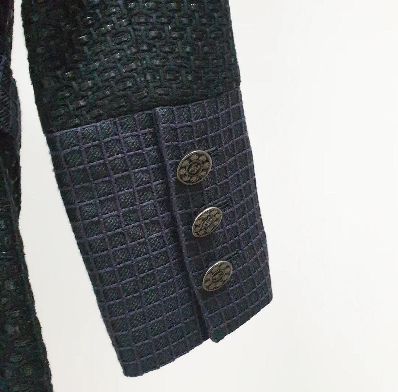 Chanel Runway Paris Seoul Veste en tweed noir, Taille 48 FR en vente 3