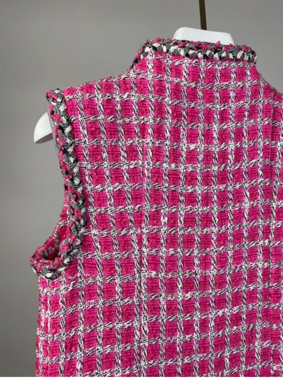 Chanel Runway Pink tweed mini dress  In Excellent Condition In London, England