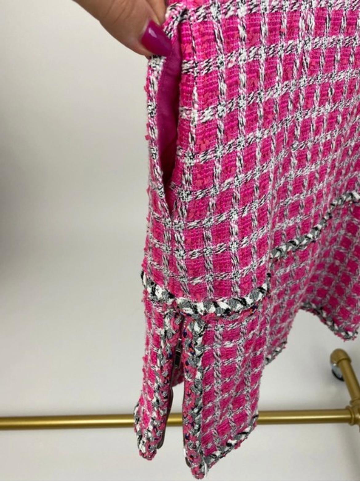 Women's Chanel Runway Pink tweed mini dress 