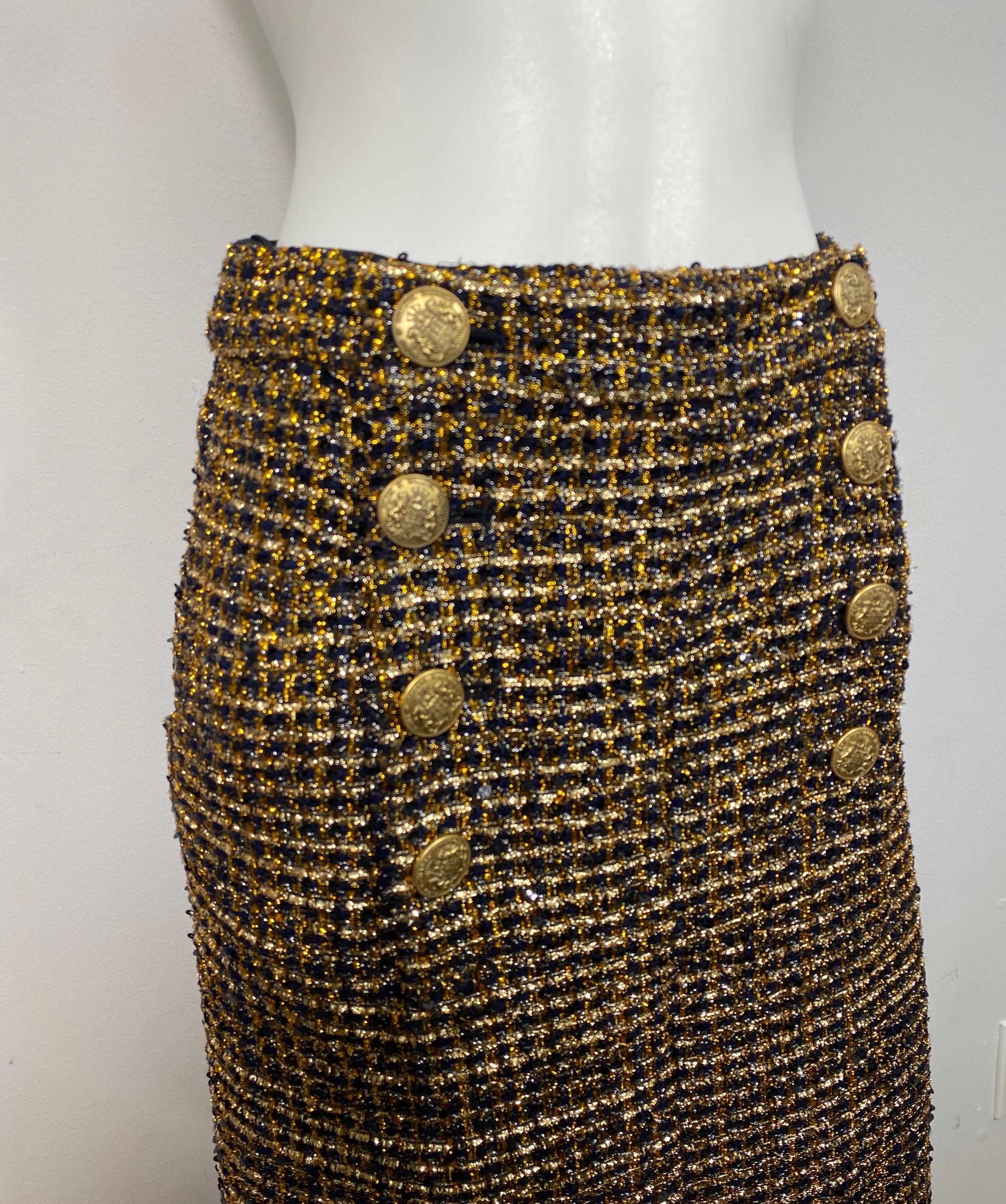 Women's Chanel Runway Pre Fall 2018 Black and Gold Boucle Skirt-Size 38