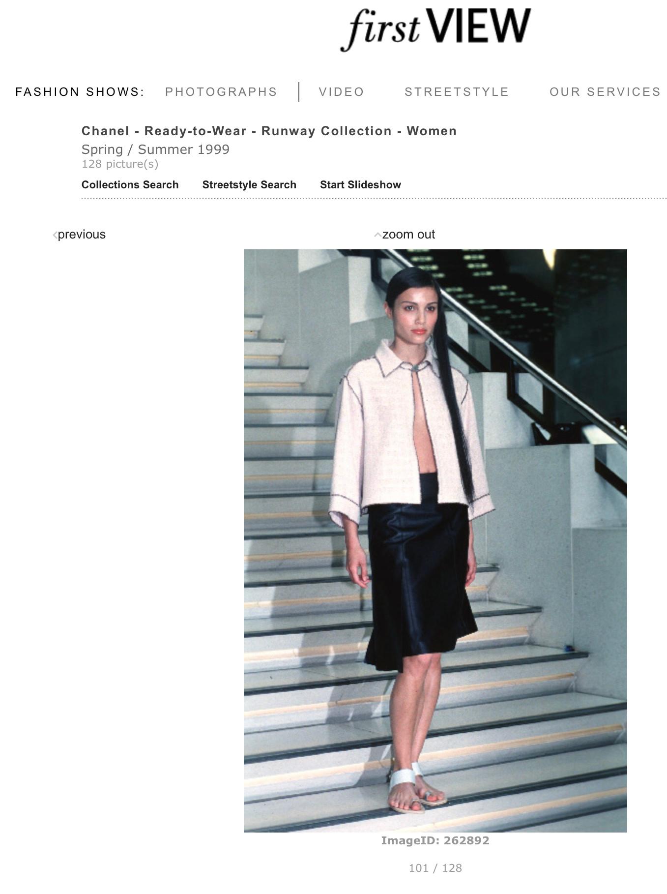 Veste en maille de coton beige de la collection Chanel défilé printemps 1999, taille 38 en vente 2