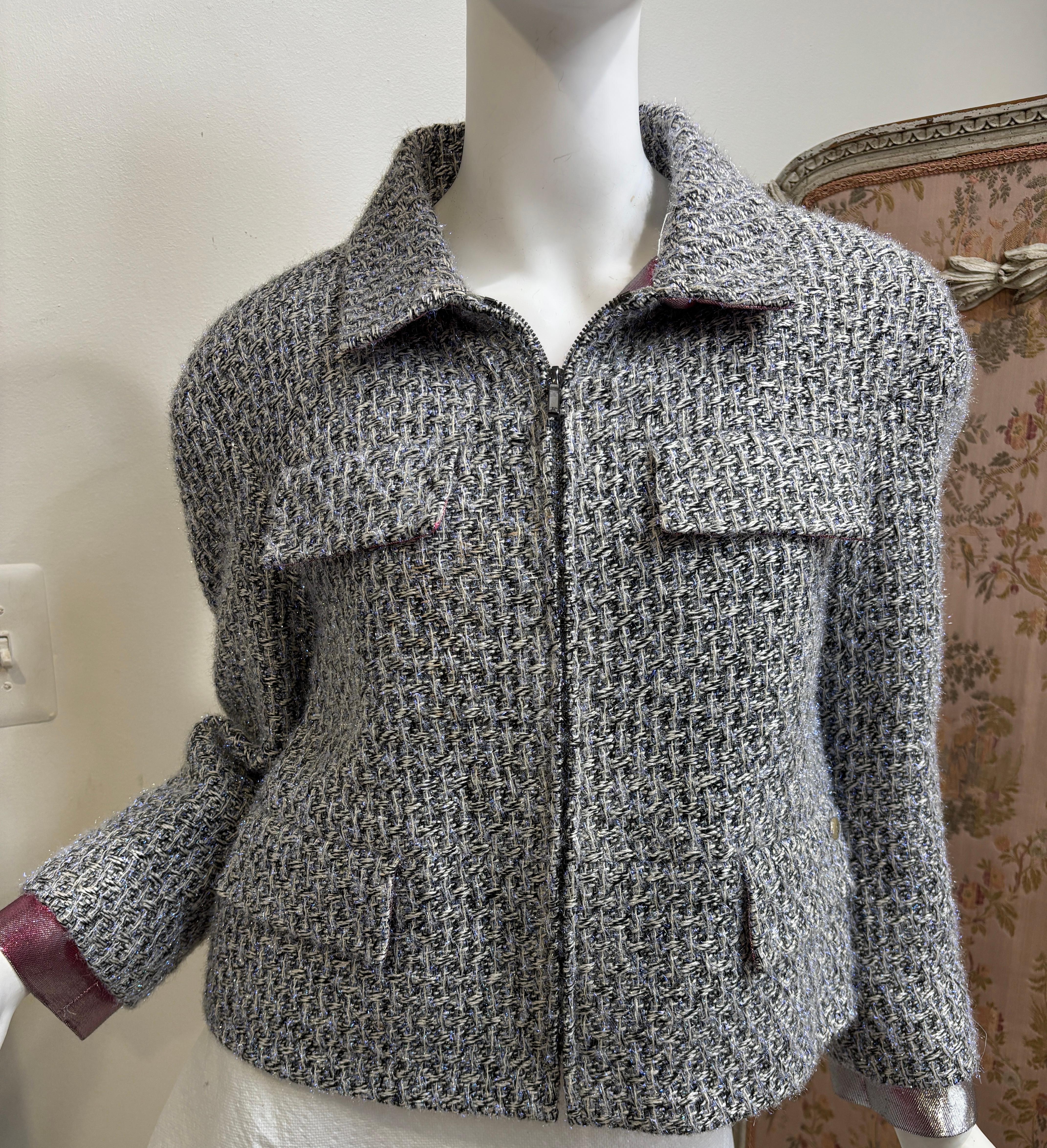 Chanel Laufsteg Supermarket Fantasy Tweed-Jacke/ Größe 38 im Angebot 6
