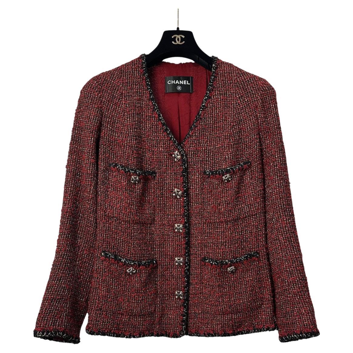 Chanel Runway Tweed Jacke Burgund CC Gripoix Knöpfe Sz.40 im Angebot