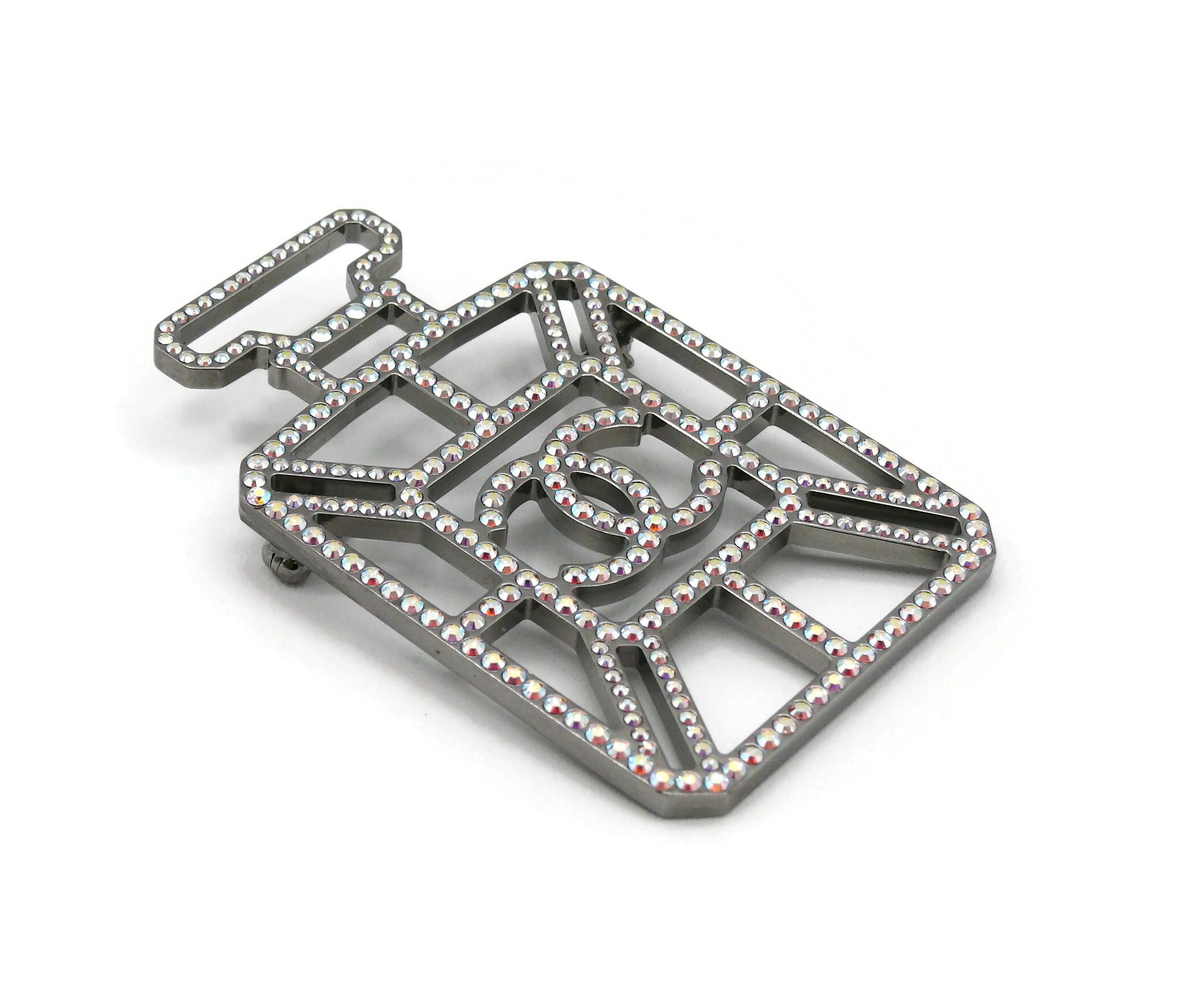 CHANEL Ruthenium Crystal Perfume Bottle CC Brooch, 2017 In Excellent Condition For Sale In Nice, FR