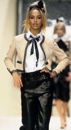 Chanel S/S 1994 runway beige suede lambskin leather jacket