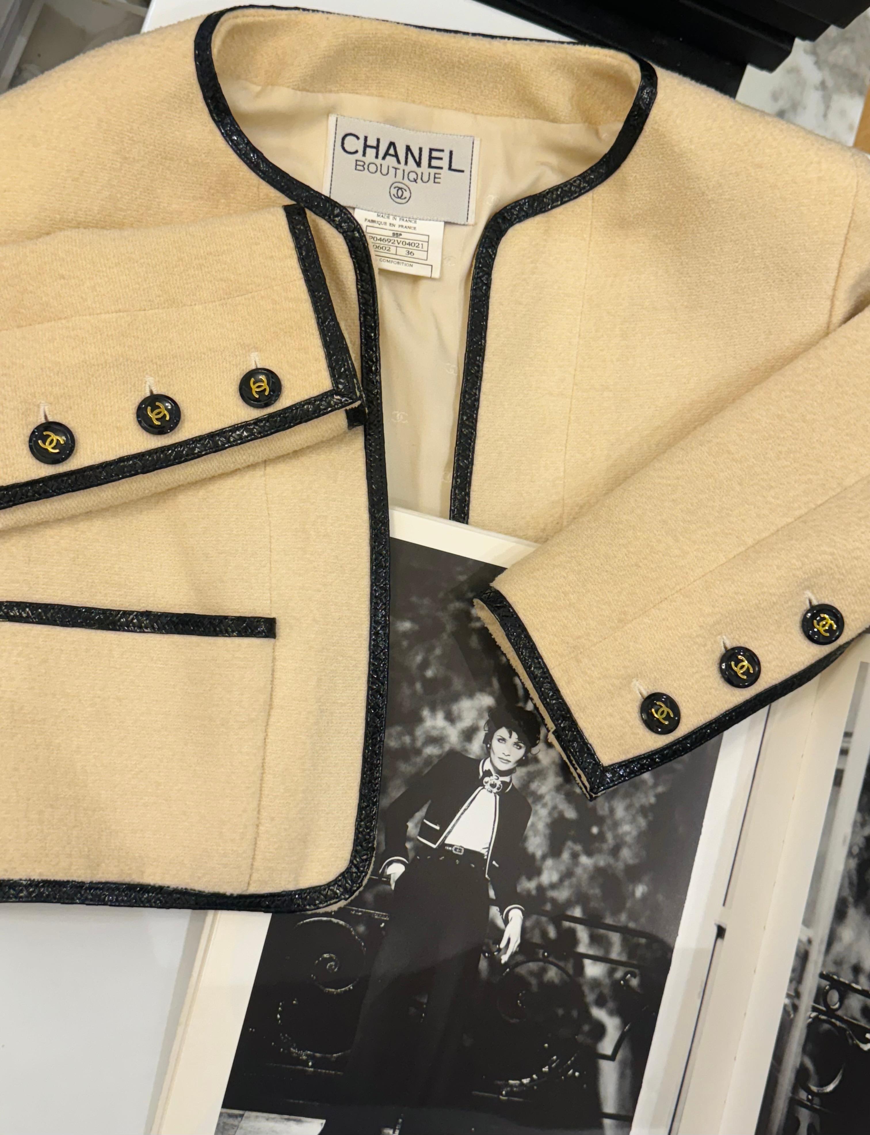 Chanel S/S 1995 Barbie Collection by Karl Lagerfeld veste croisée en vente 6