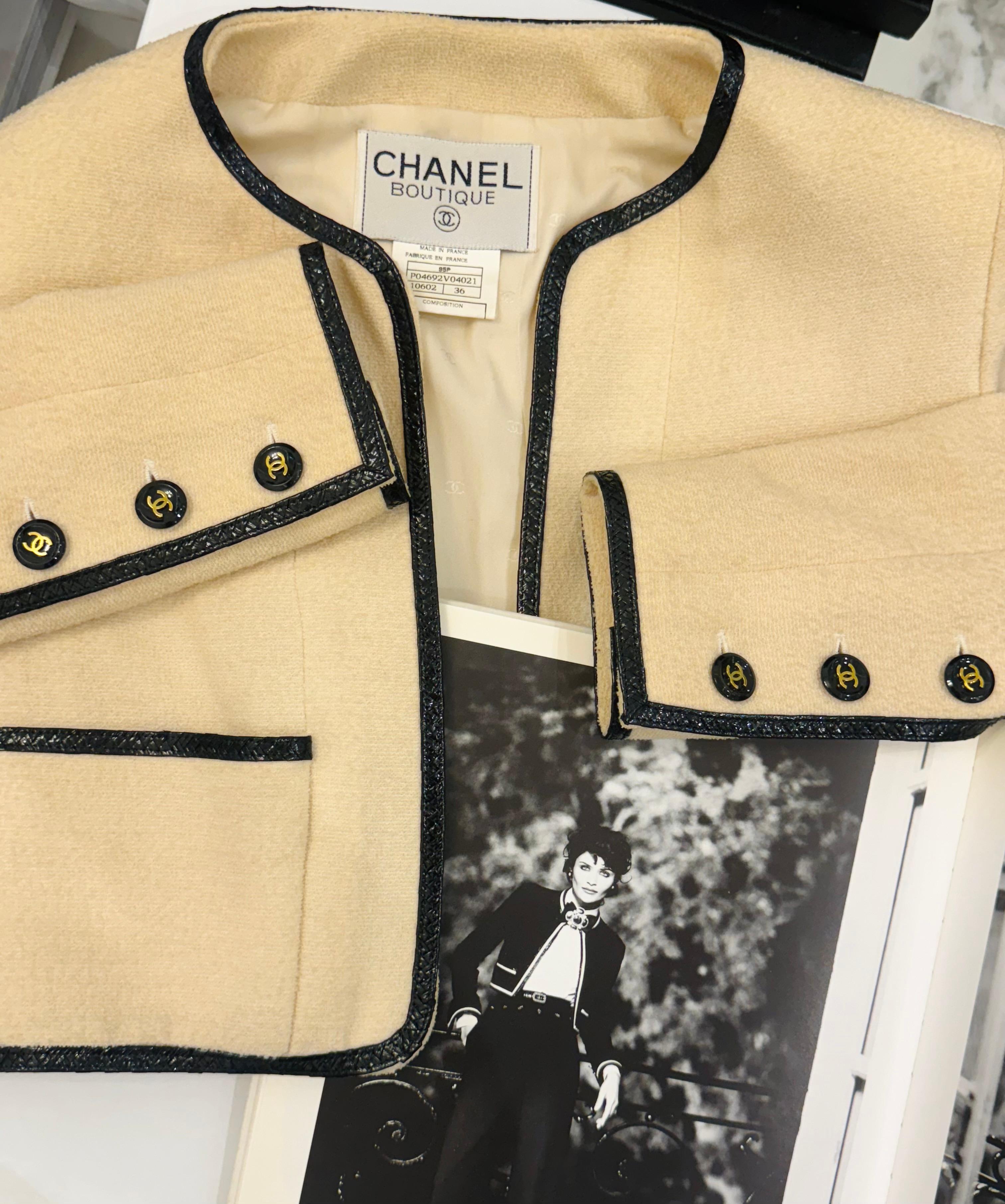 Chanel S/S 1995 Barbie Collection by Karl Lagerfeld veste croisée en vente 4