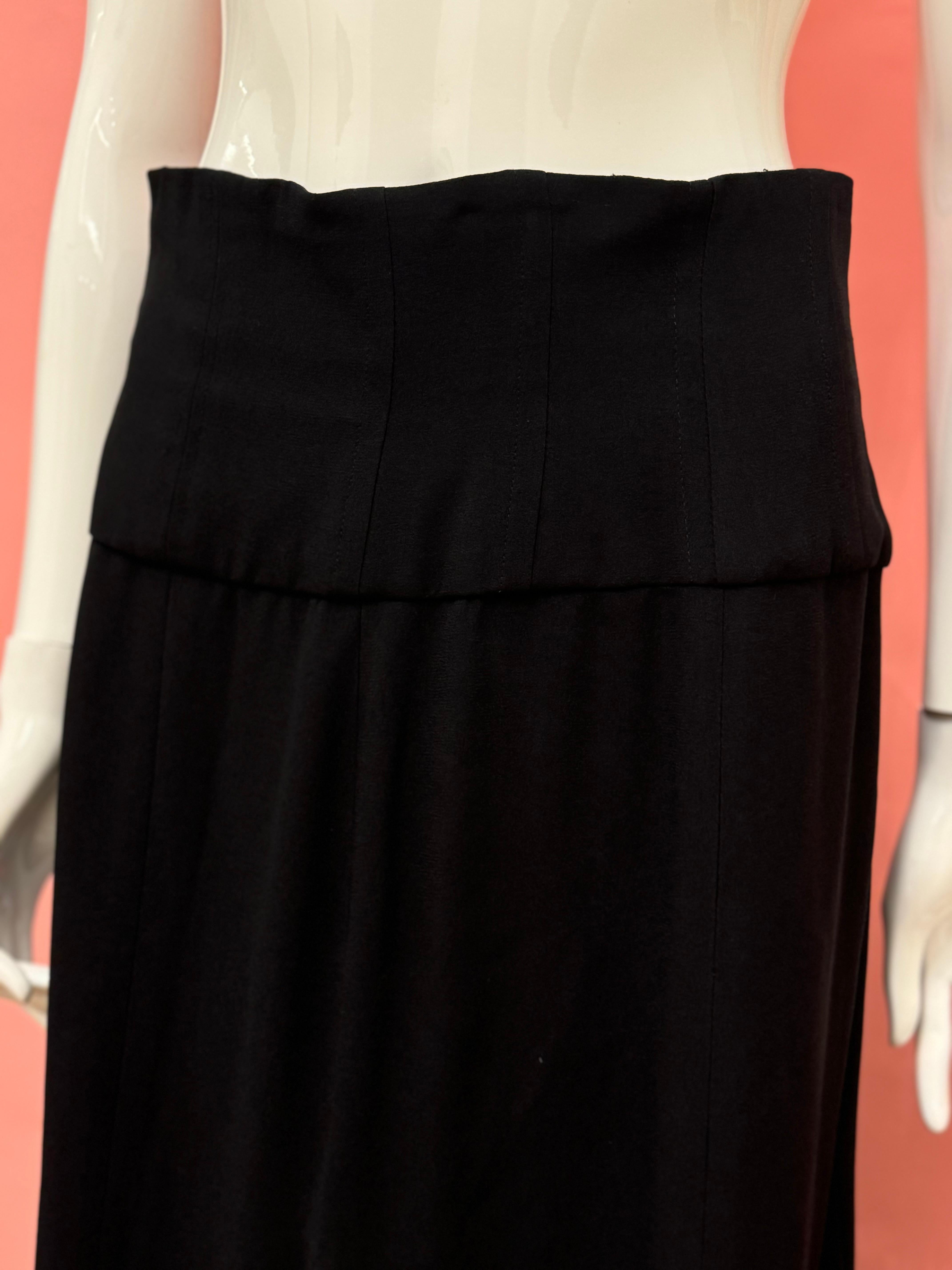 Chanel S/S 1995 Colección Barbie falda larga con corsé en venta 1