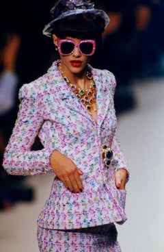 Chanel S/S 1995 Barbie Collection fantasy pink tweed runway suit skirt