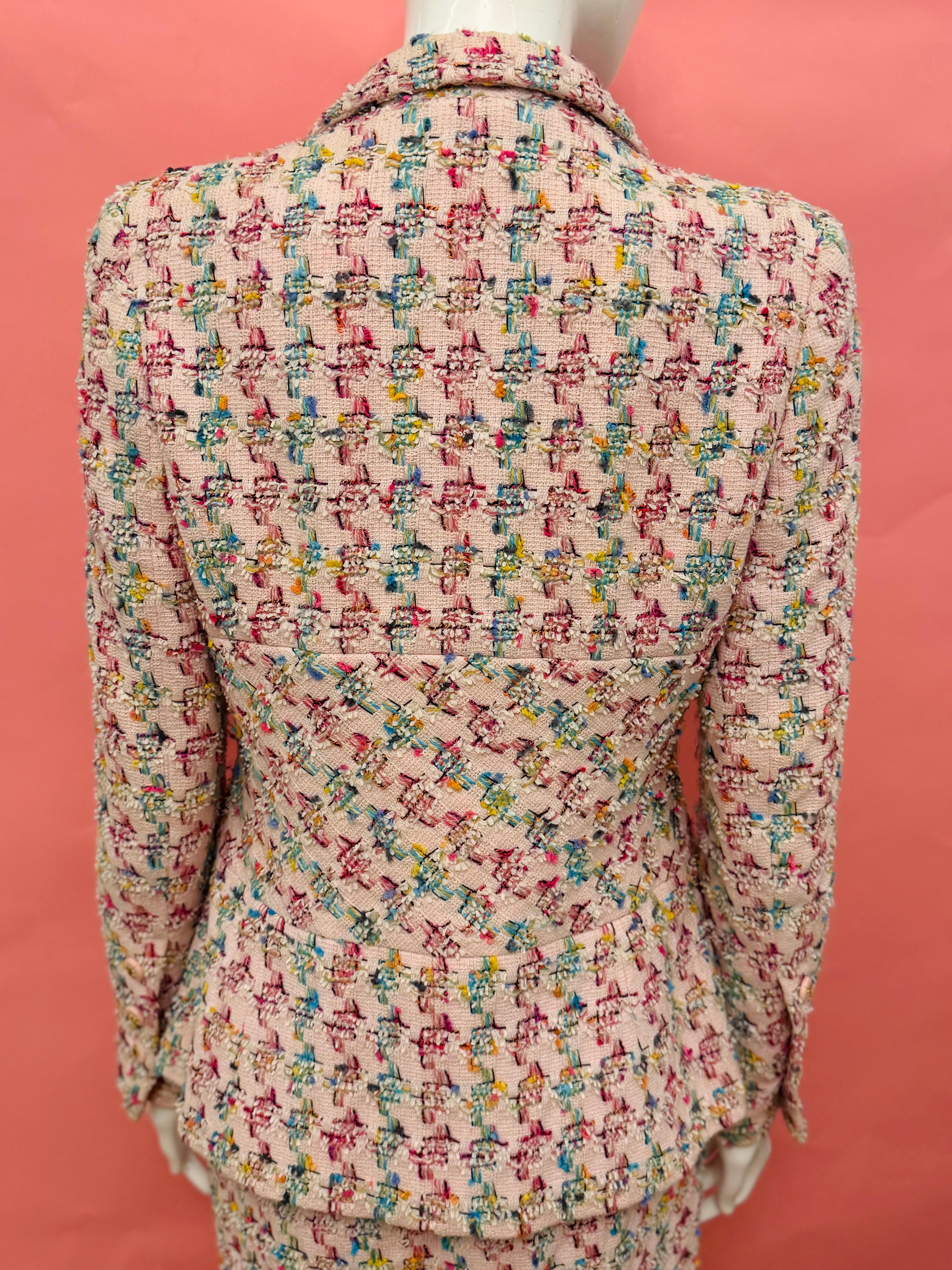 Chanel S/S 1995 Barbie Collection fantasy pink tweed runway suit skirt For Sale 4