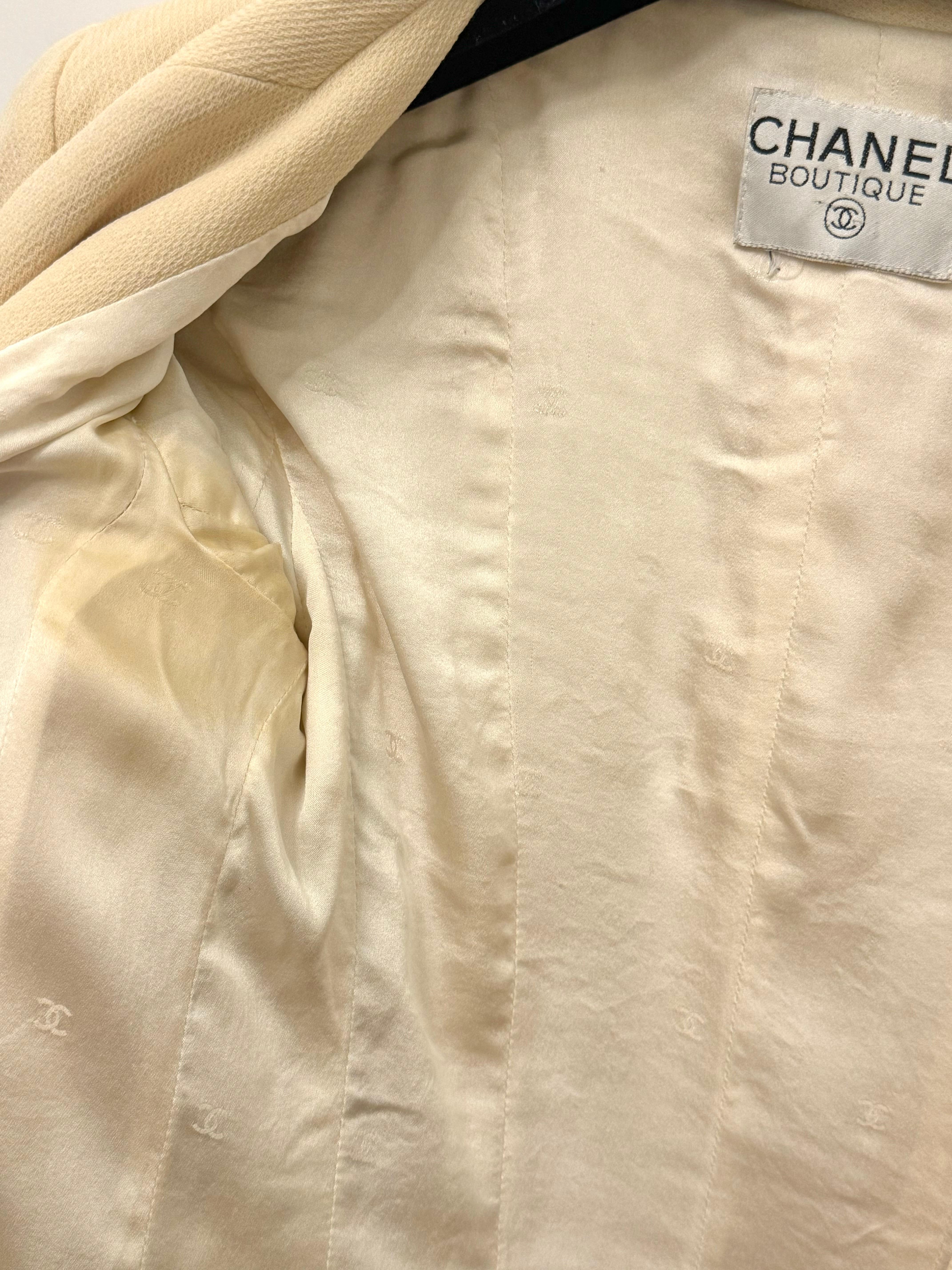 Chanel S/S 1995 Colección Barbie Chaqueta blanca de Karl Lagerfeld en venta 9