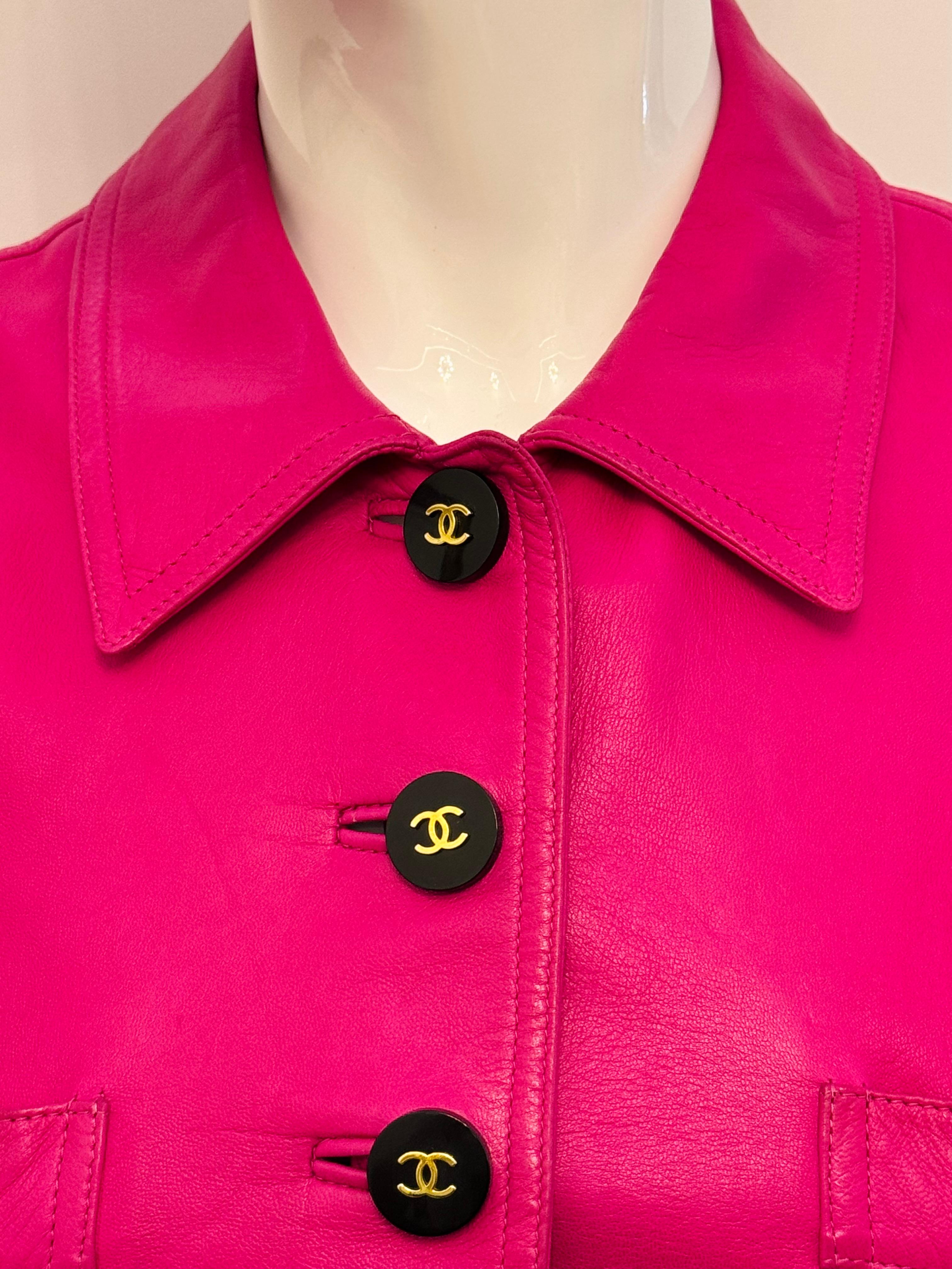 Chanel S/S 1995 Barbie Kollektion seltene rosa Lammfell Lederweste im Angebot 12