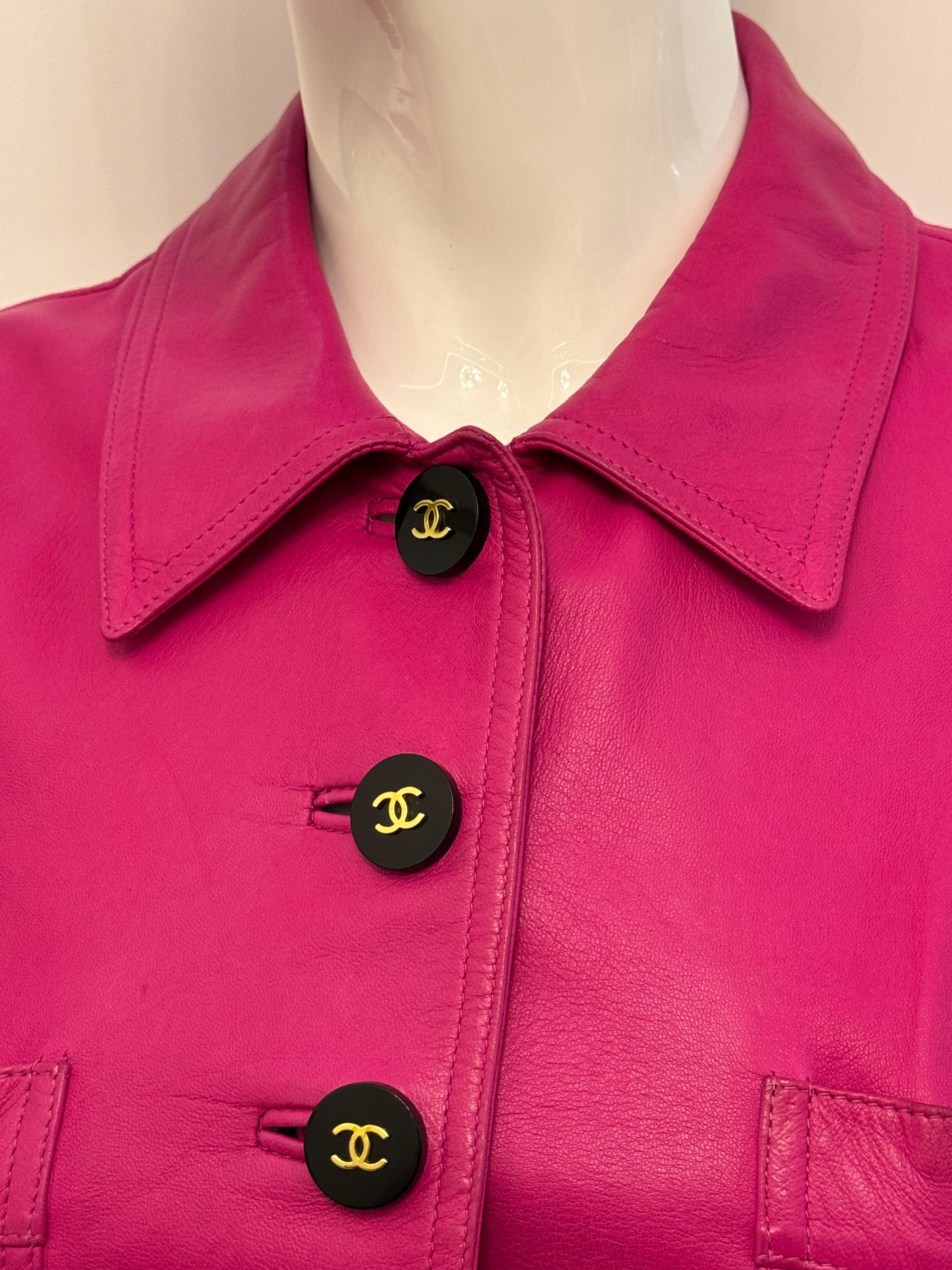 Chanel S/S 1995 Barbie Kollektion seltene rosa Lammfell Lederweste im Angebot 14
