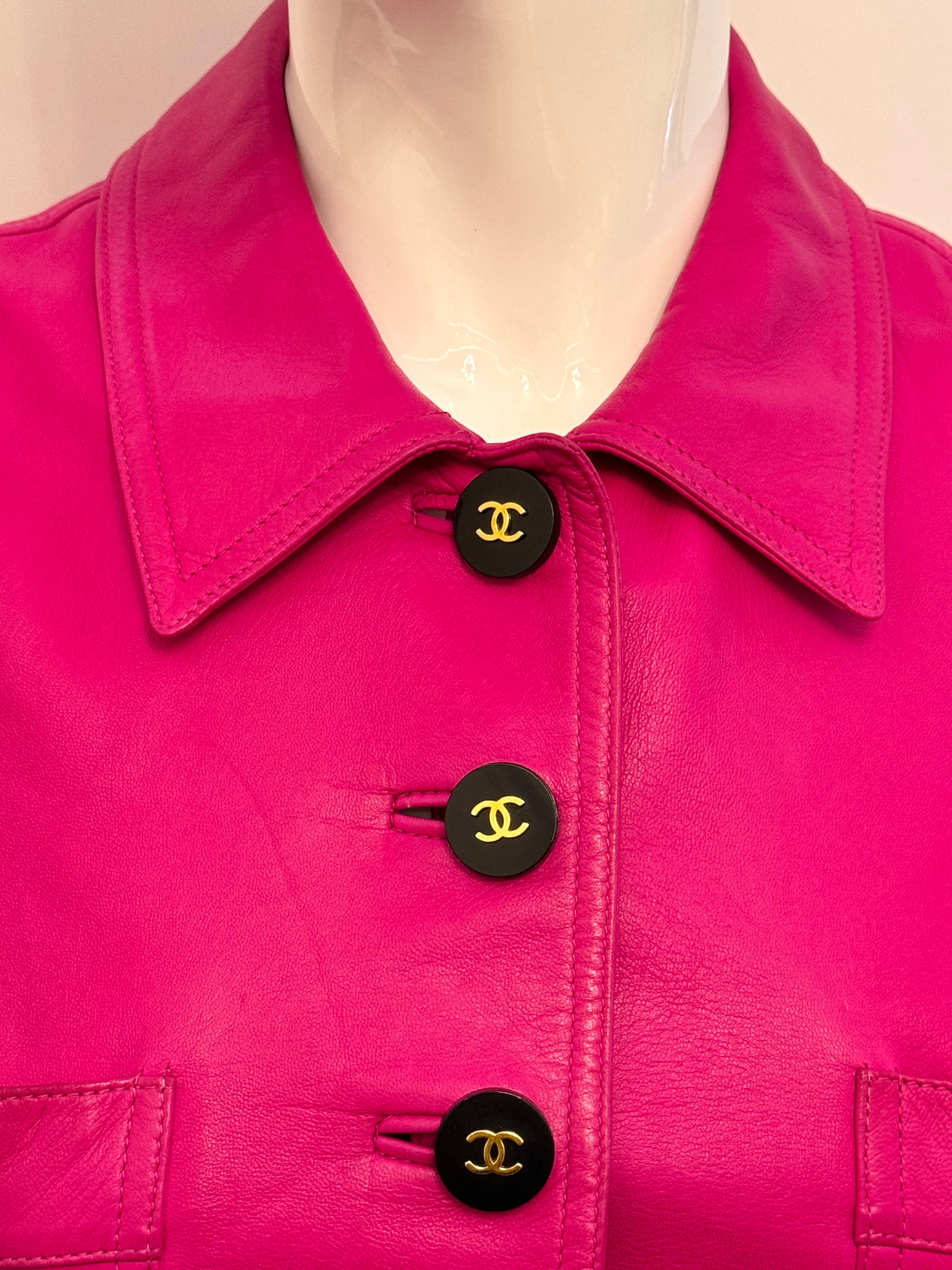 Chanel S/S 1995 Barbie Kollektion seltene rosa Lammfell Lederweste im Angebot 15