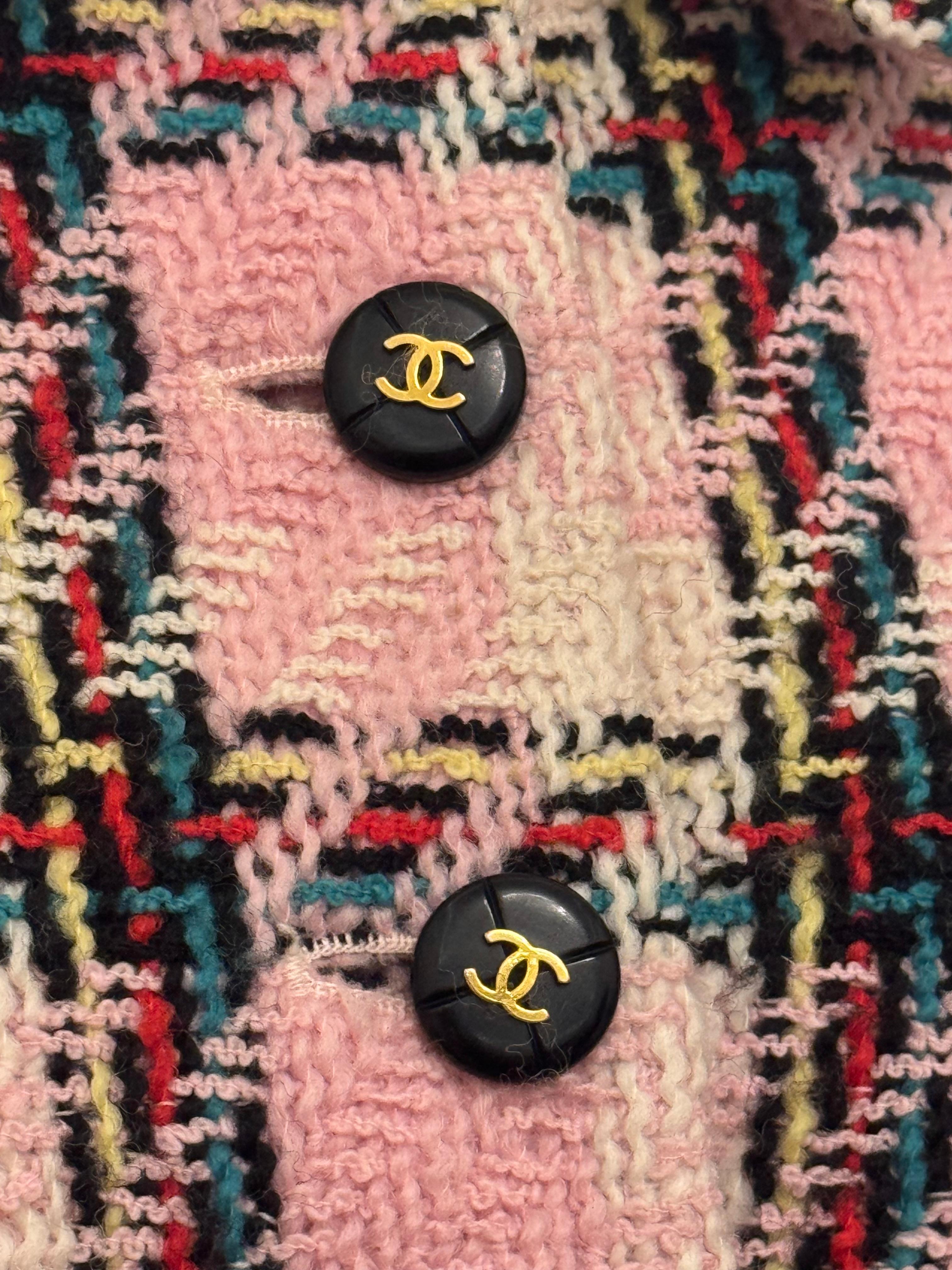 Marrone Chanel S/S 1995 Barbie Collection rare pink multicolor plaid tweed jacket in vendita