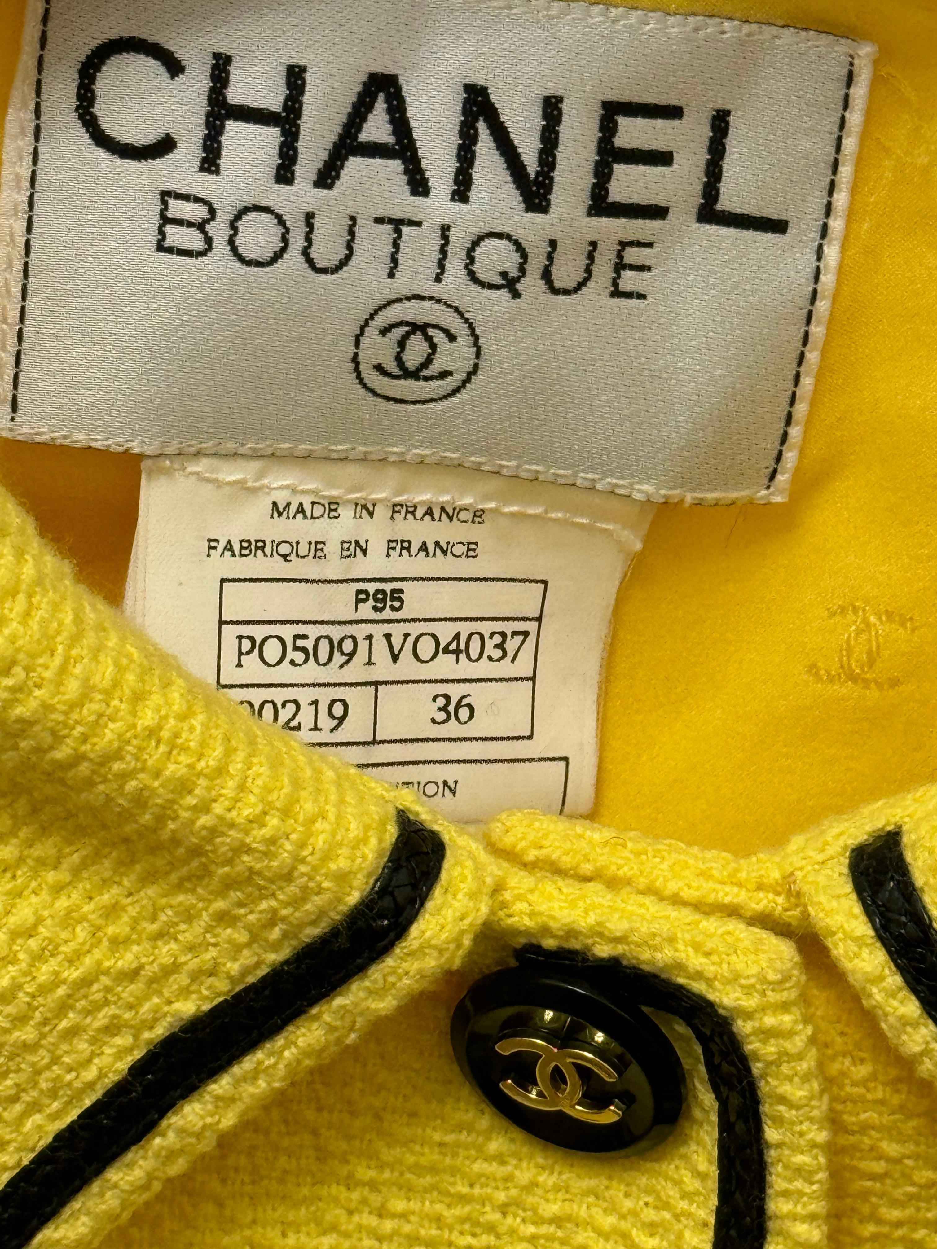 Chanel Collezione S/S 1995 Barbie Giacca cropped in tweed giallo in vendita 1