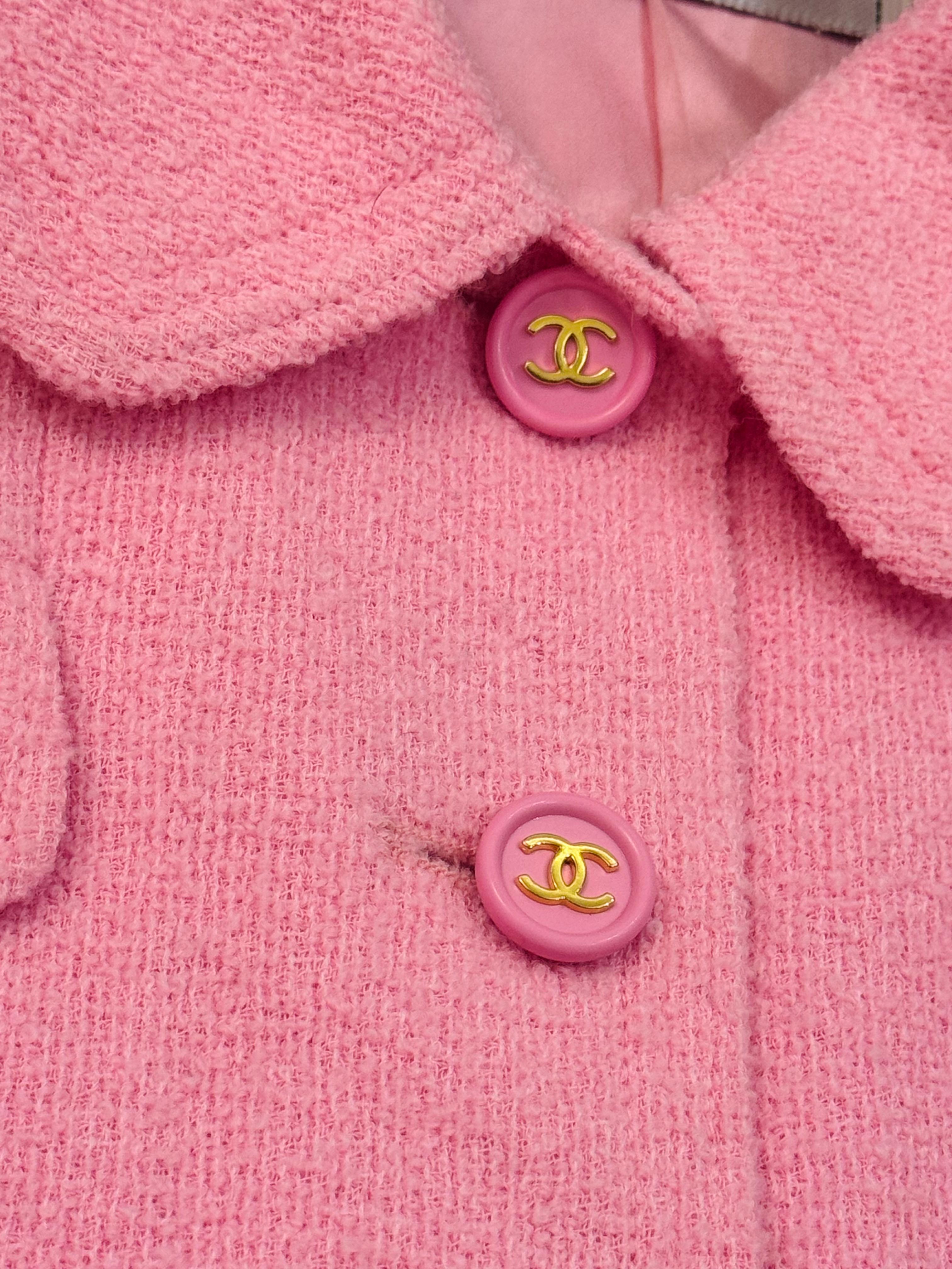Chanel S/S 1997 falda de traje rosa chicle de Karl Lagerfeld en Bueno estado para la venta en PARIS, FR