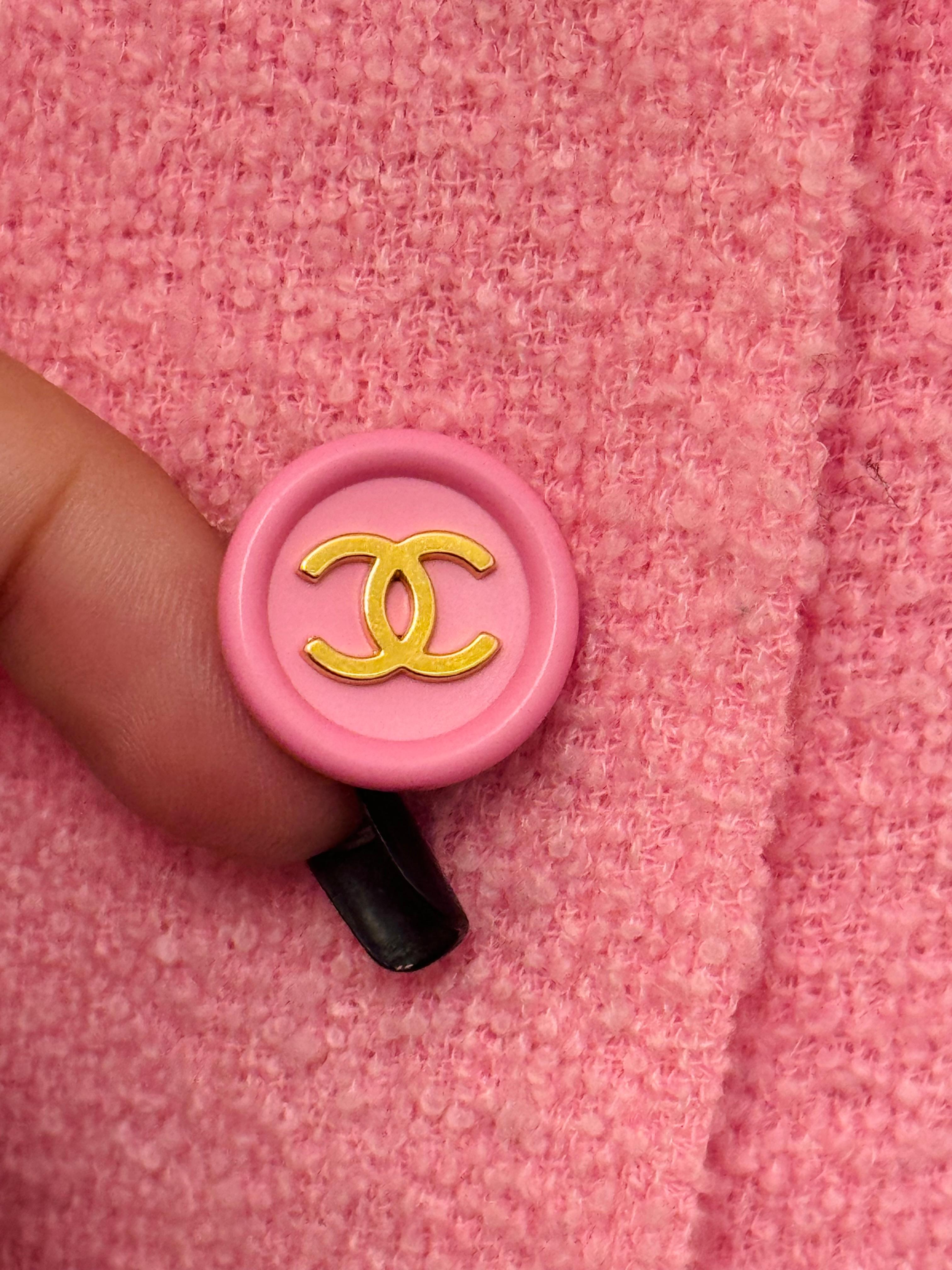 Chanel S/S 1997 falda de traje rosa chicle de Karl Lagerfeld en venta 1