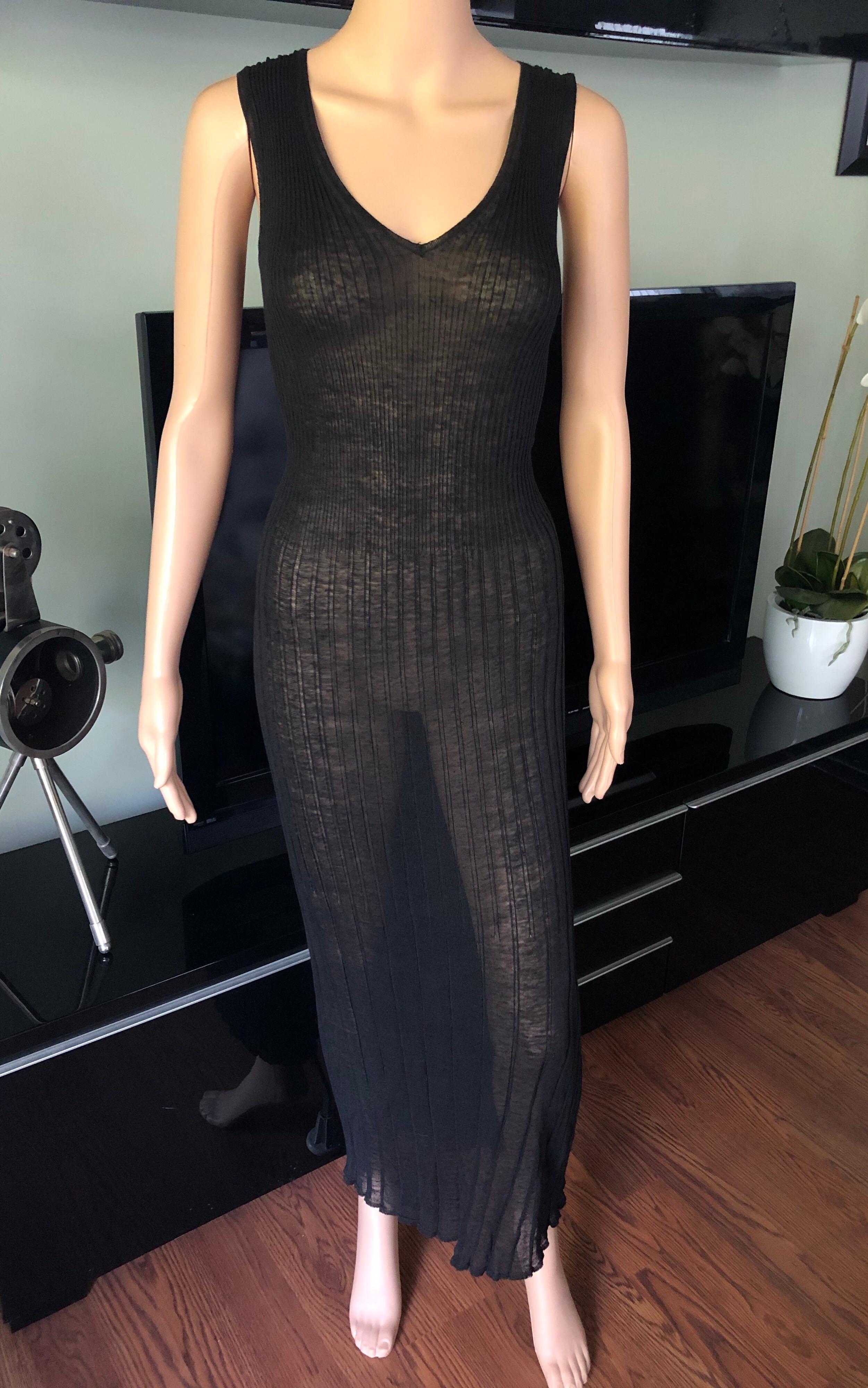 Chanel S/S 1999 Malla de punto transparente Maxi Vestido Negro en Bueno estado para la venta en Naples, FL