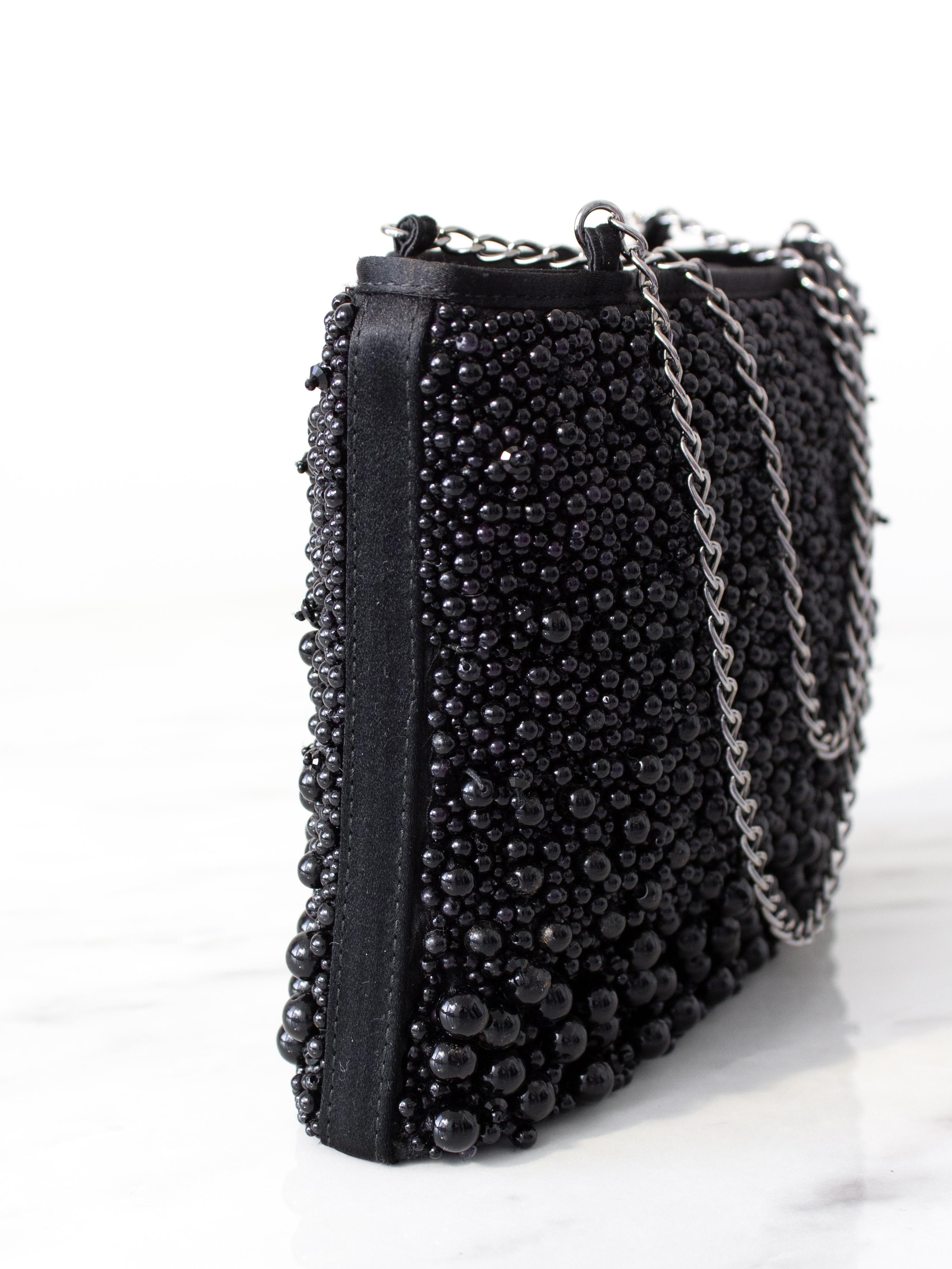 Chanel S/S 2001 Act I Soiree Ligne Black Pearl Silk CC Ruthenium Metal 01P Bag For Sale 2