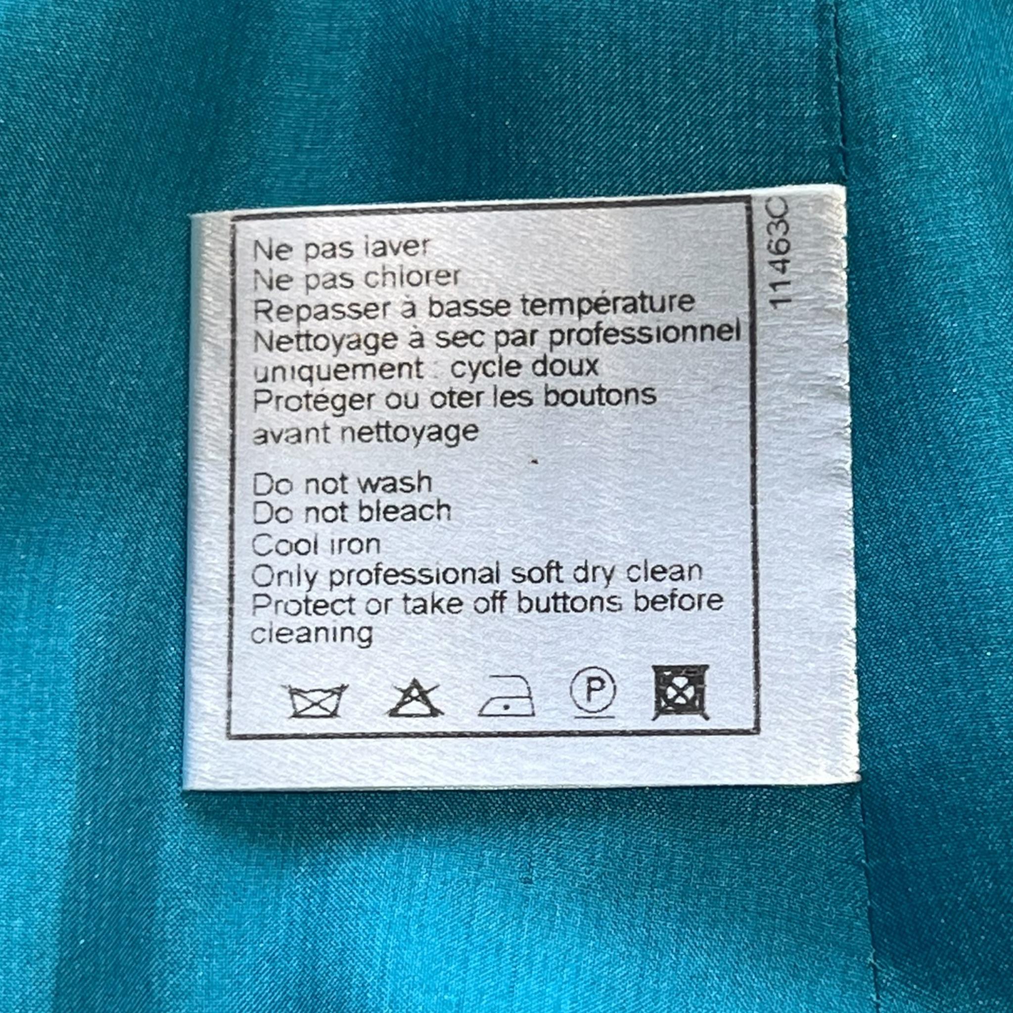 Abito Chanel P/E 2001 con gonna in tweed blu e lamé d'argento in vendita 14