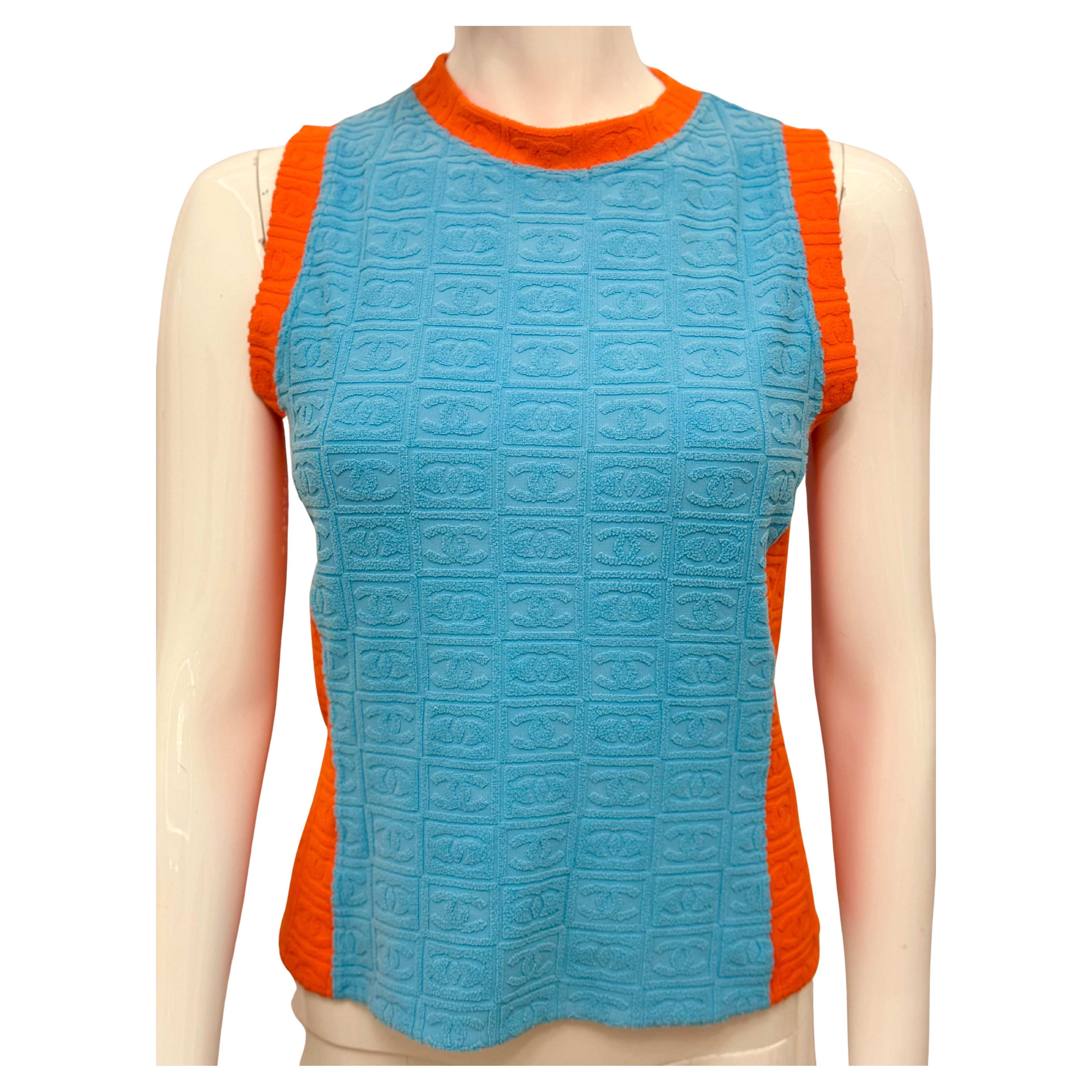 Canotta logomania Chanel P/E 2002 di Karl Lagerfeld