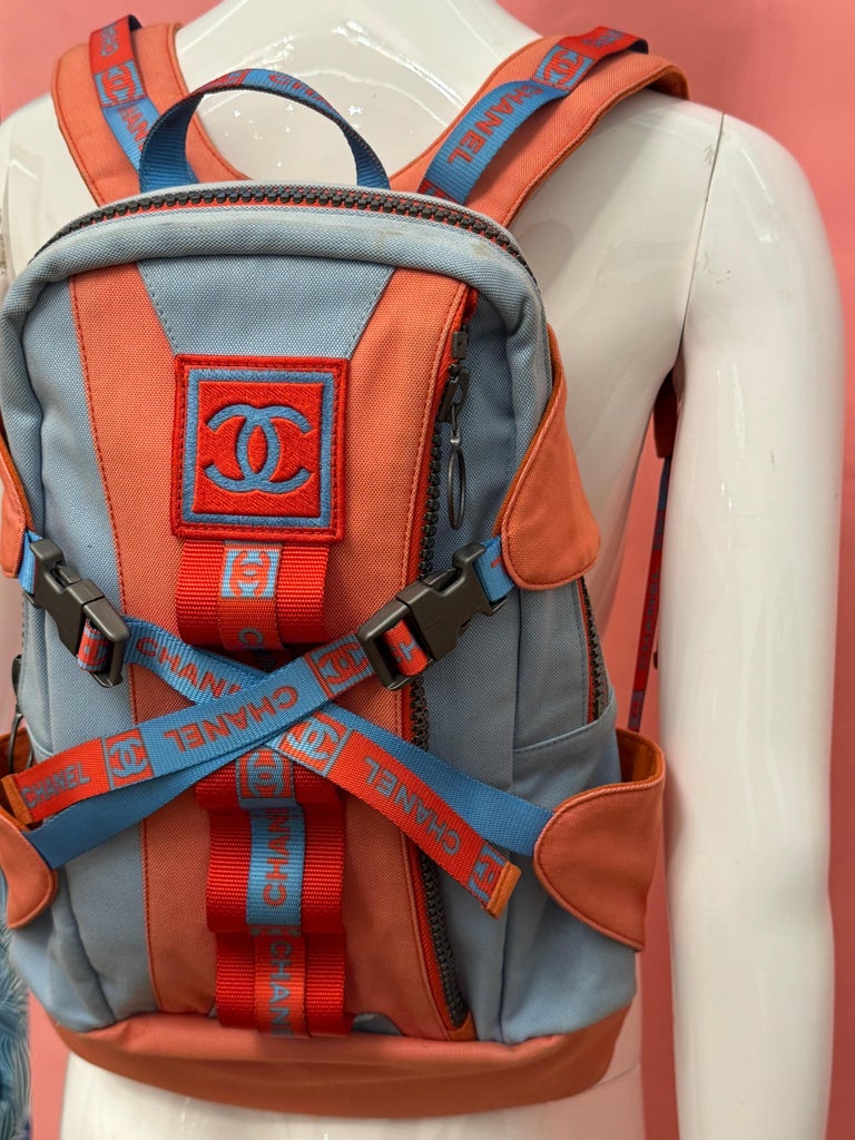 Chanel S/S 2002 nylon logo runway backpack For Sale at 1stDibs display picture 3