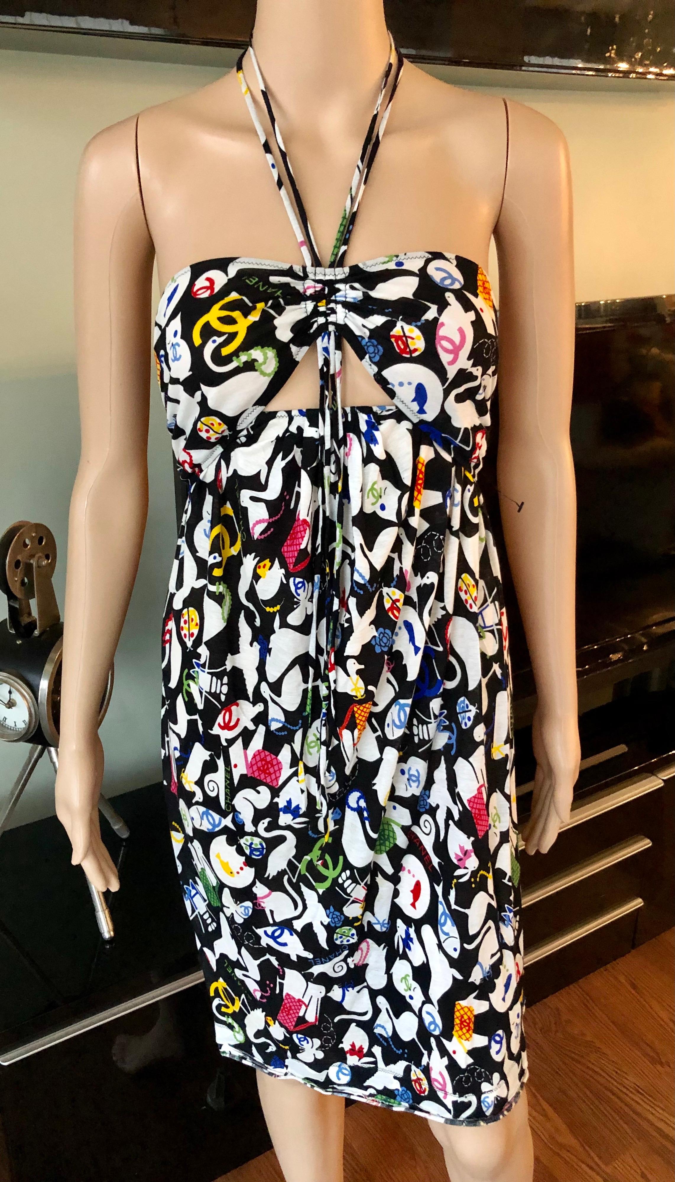 Chanel S/S 2007 CC Logo Monogram Print Cutout Mini Dress FR 40

Minivestido Chanel multicolor sin mangas con logotipo CC entrelazado y escote halter. De la Colección Primavera 2007.


SOBRE CHANEL


Fundada por Gabrielle 