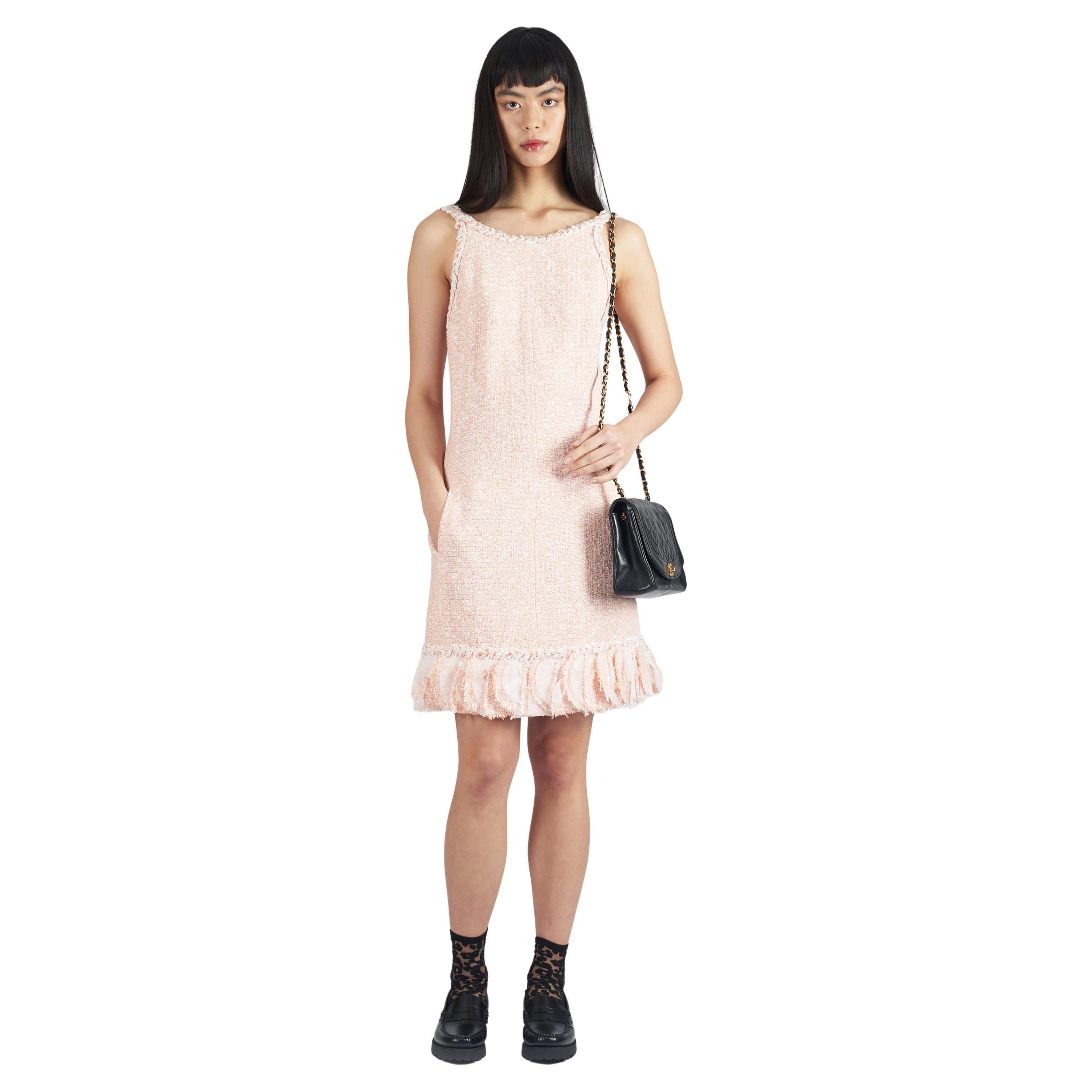 Vintage S/S 2007 Chanel Baby Pink/White Tweed A-Line Knee Length Dress en vente