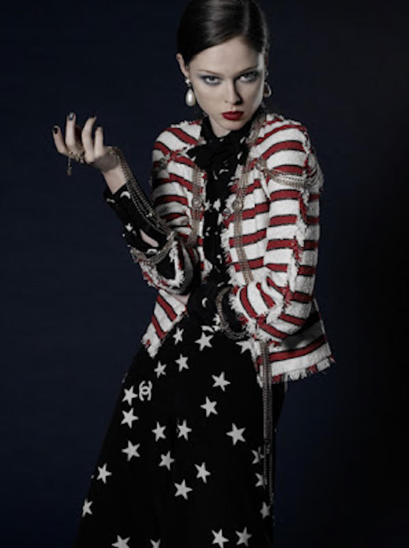 Chanel S/S 2008 Runway & Campaigner Veste blazer en tweed fantaisie rayé en vente 10