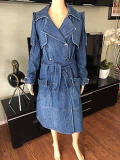 Chanel P/E 2008: giacca di jeans e trench in passerella