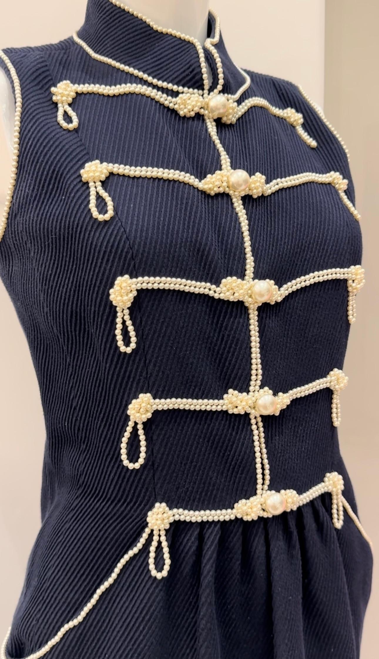 Chanel S/S 2009 Kleid mit Perlenverzierung im Angebot 5