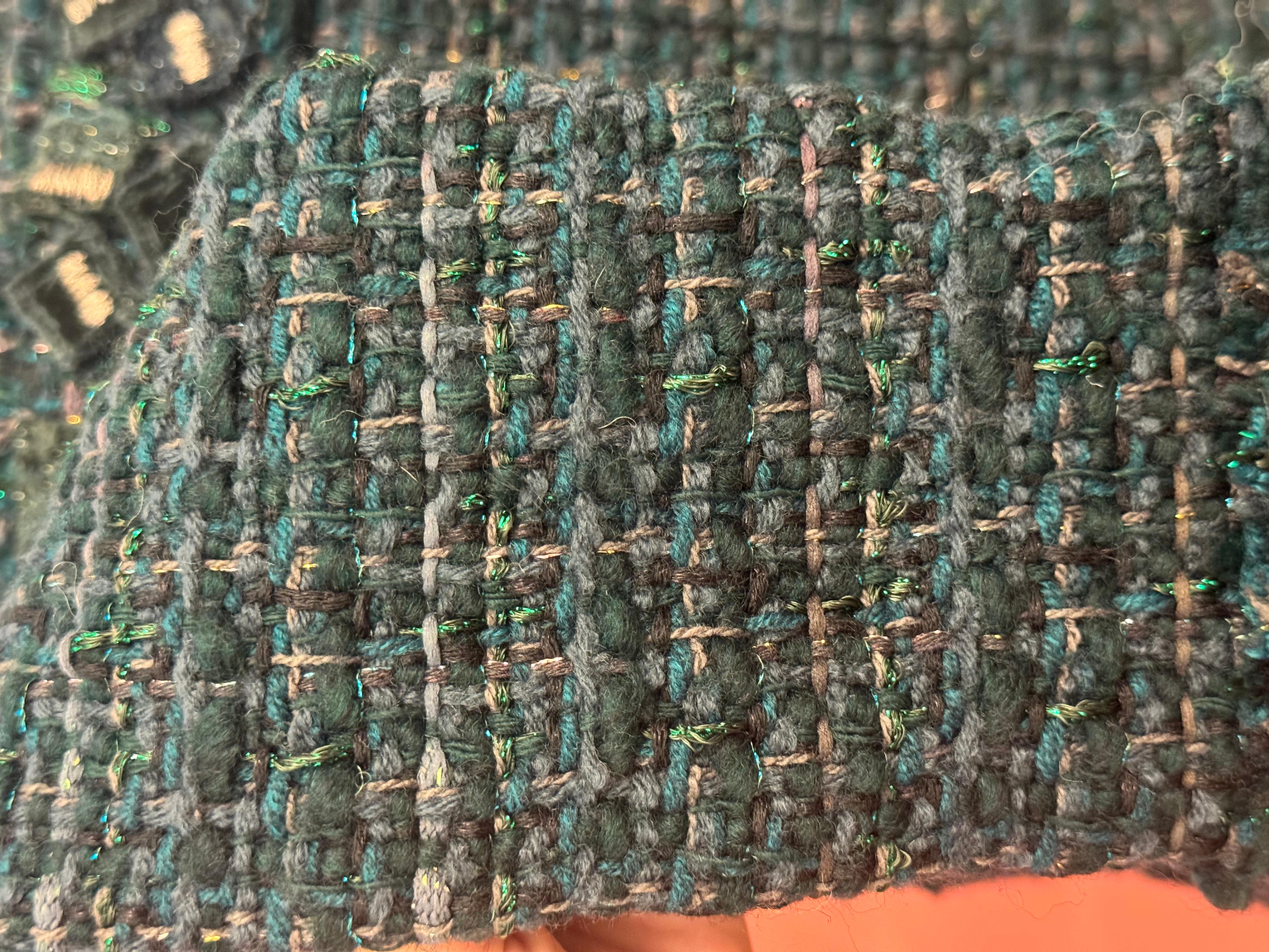 Robe verte en tweed fantaisie S/S 2012 de Chanel par Karl Lagerfeld en vente 4
