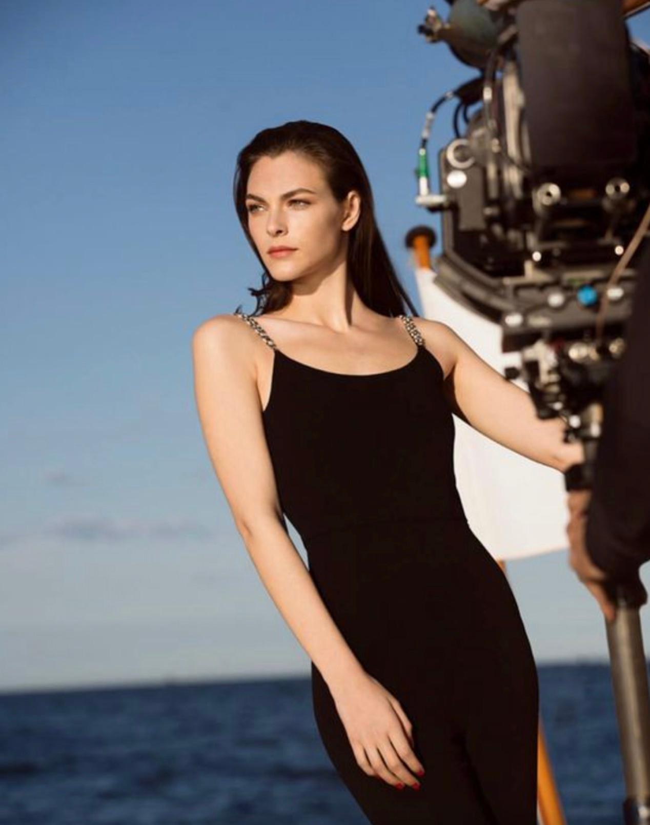 Chanel S/S 2019 Negro Tirantes Perla Pasarela 19S 19P Romper Mono en venta 10
