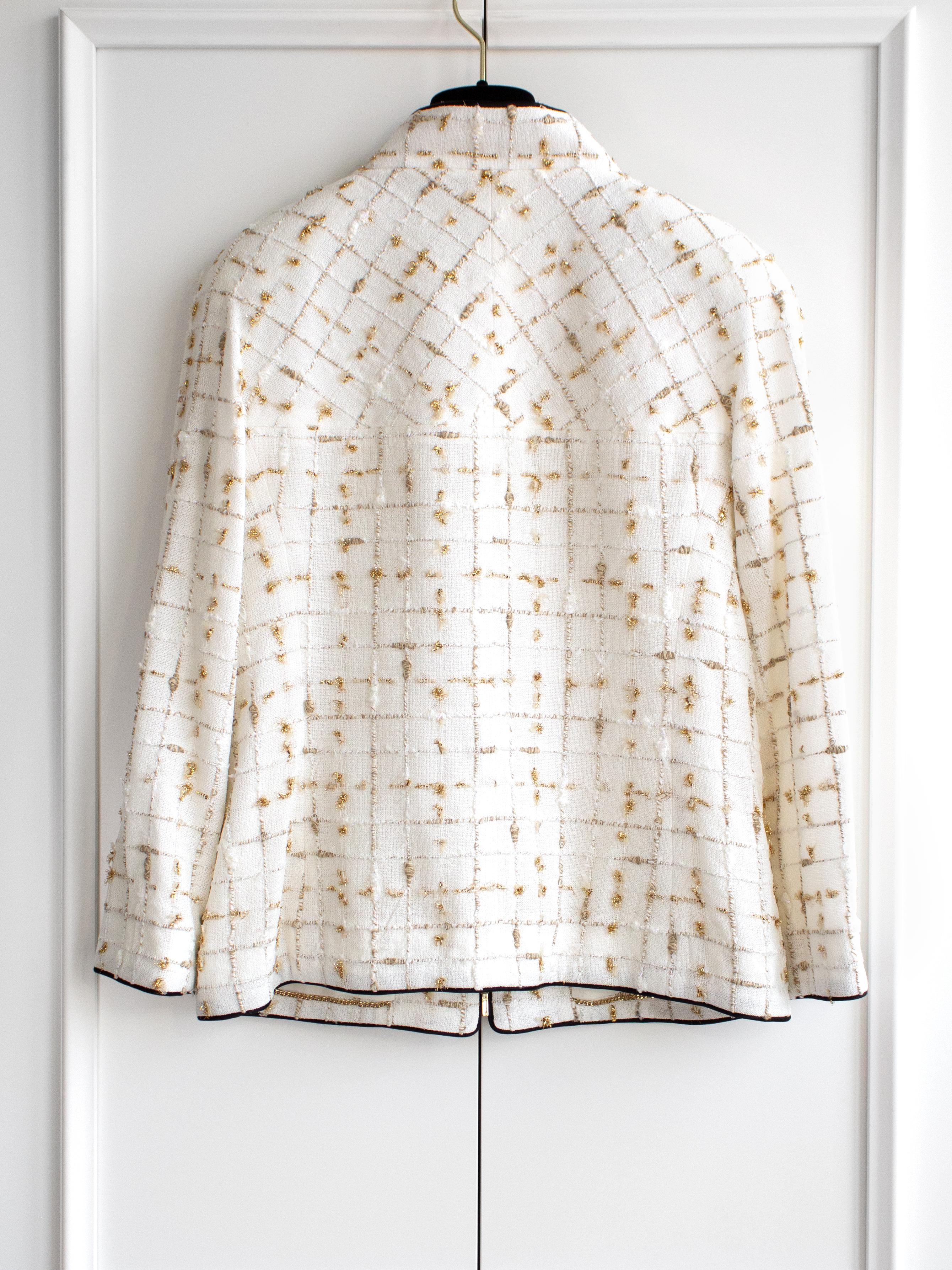 Chanel S/S 2019 By The Sea White Gold Black Bow Embellished 19P 19S Jacket (veste)  Pour femmes en vente