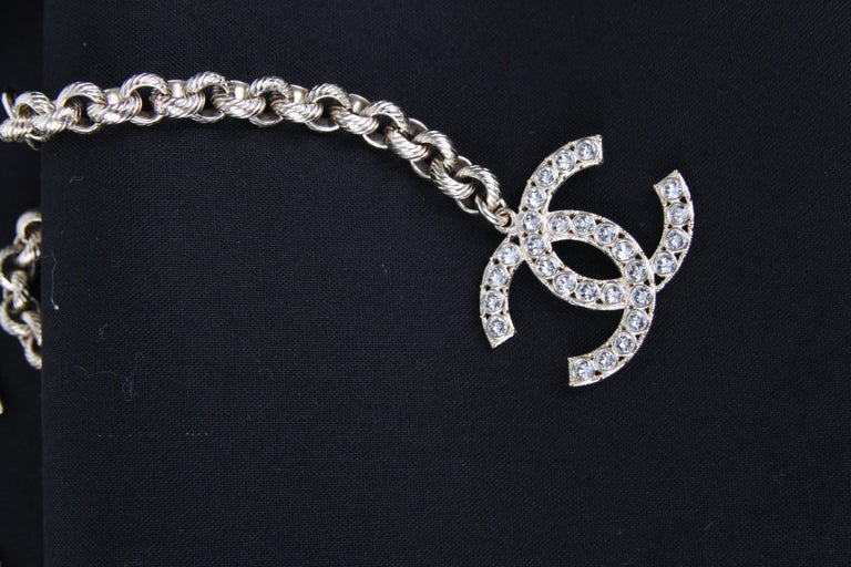 Chanel S/S 2019 Crystal Logo Gold Chain Belt at 1stDibs  display picture 3