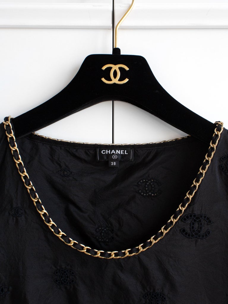 Chanel S/S 2019 Pre-Collection Black CC Logo Gold Chain 19P Crop Top For  Sale at 1stDibs