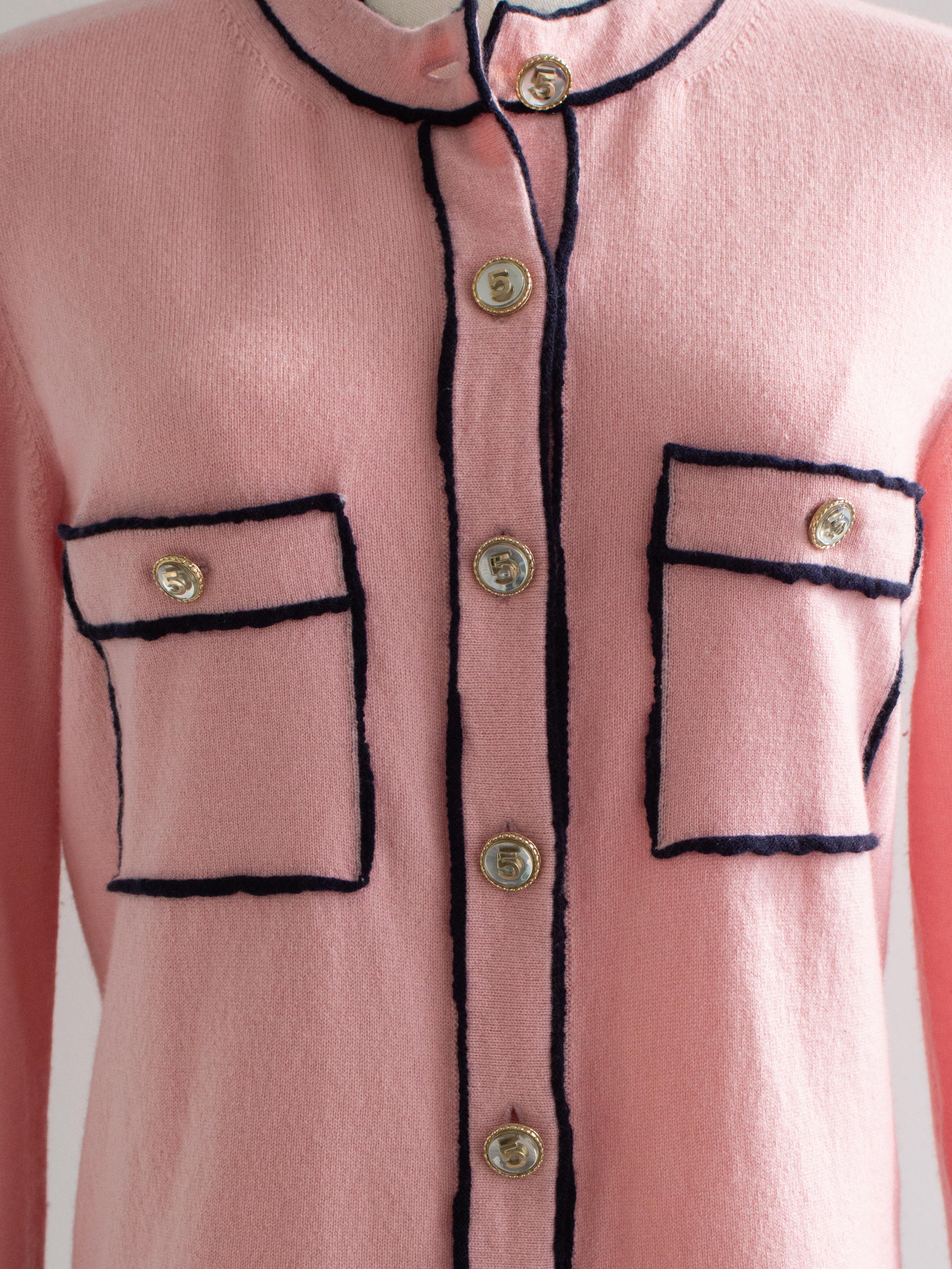 Chanel S/S 2021 Pink Cashmere Navy CC N5 21P 21S Cardigan For Sale 5