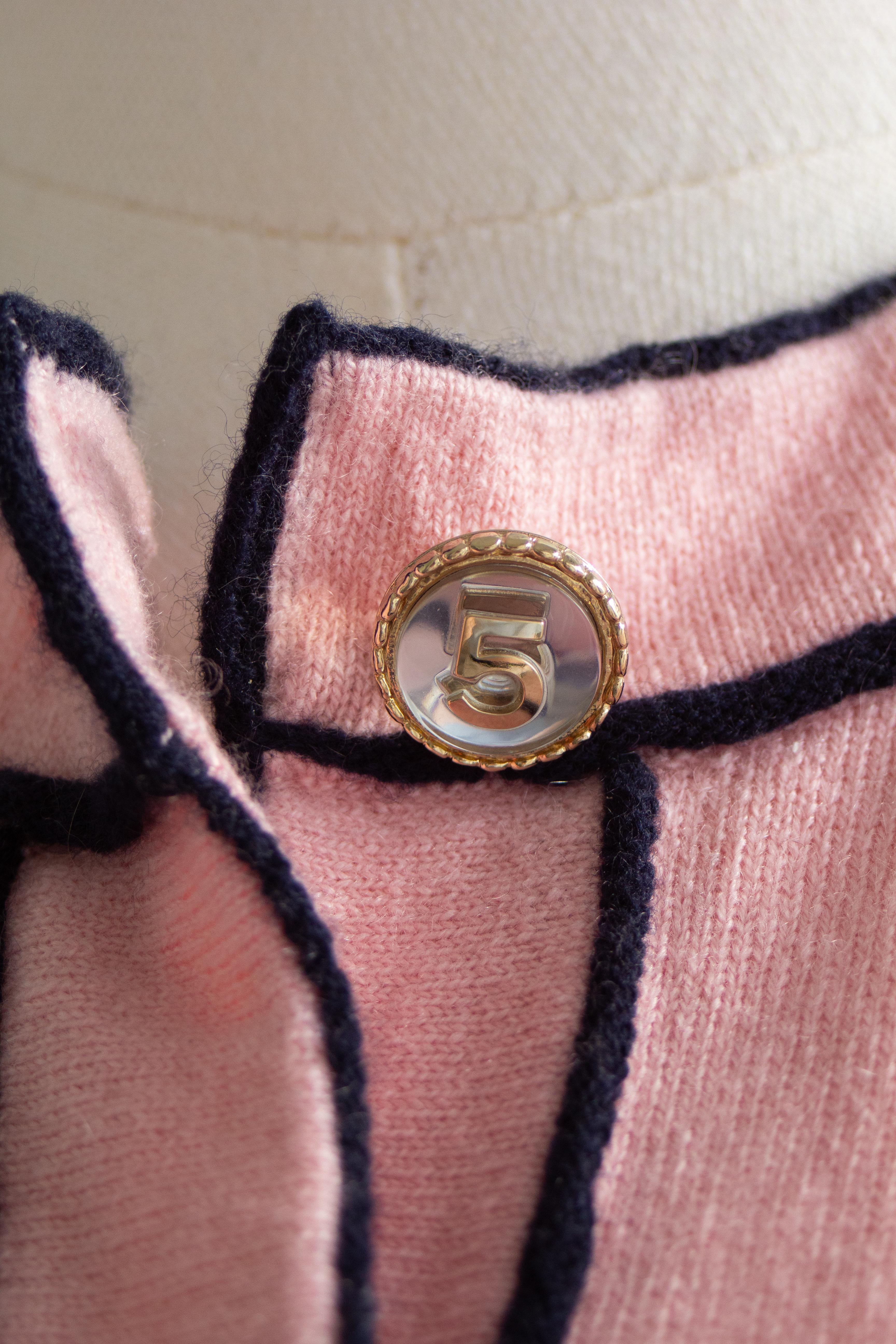 Chanel S/S 2021 Pink Cashmere Navy CC N5 21P 21S Cardigan For Sale 6
