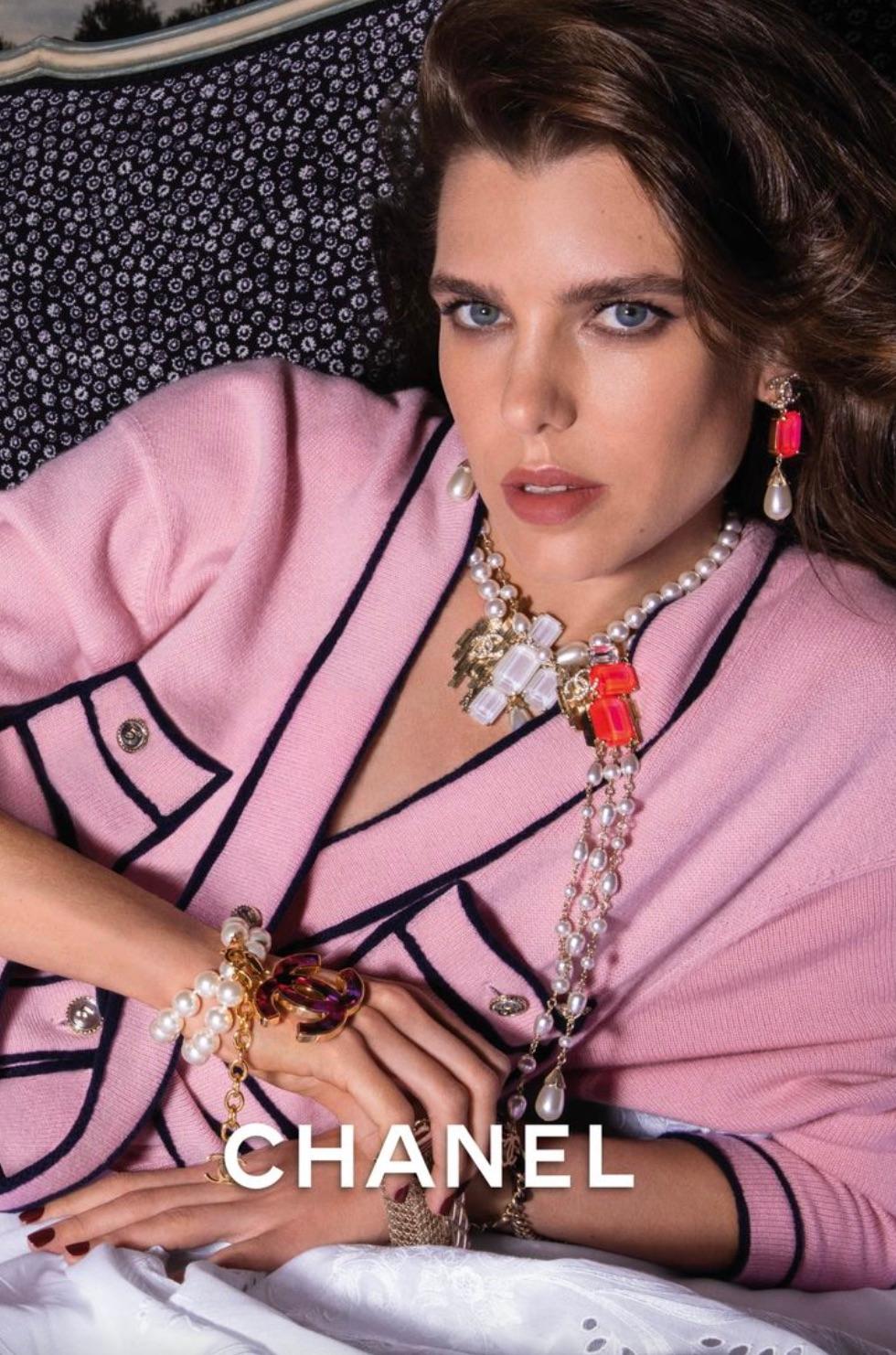 Chanel S/S 2021 Pink Cashmere Navy CC N5 21P 21S Cardigan For Sale 10