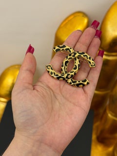 Chanel S/S 2022 leopard oversized CC logo brooch