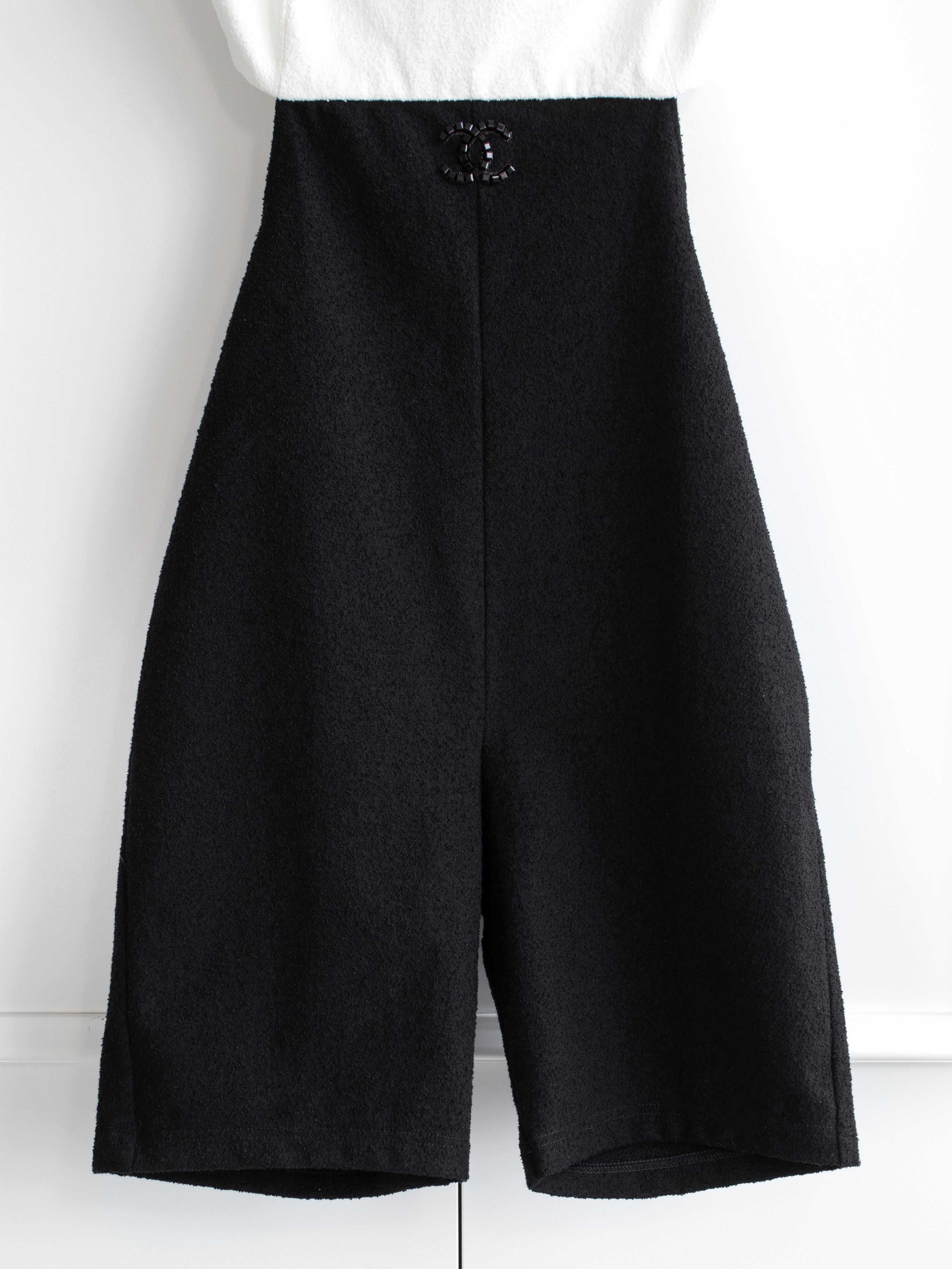 Chanel S/S 2022 White Black Gold Chain CC 22S Romper Jumpsuit 7