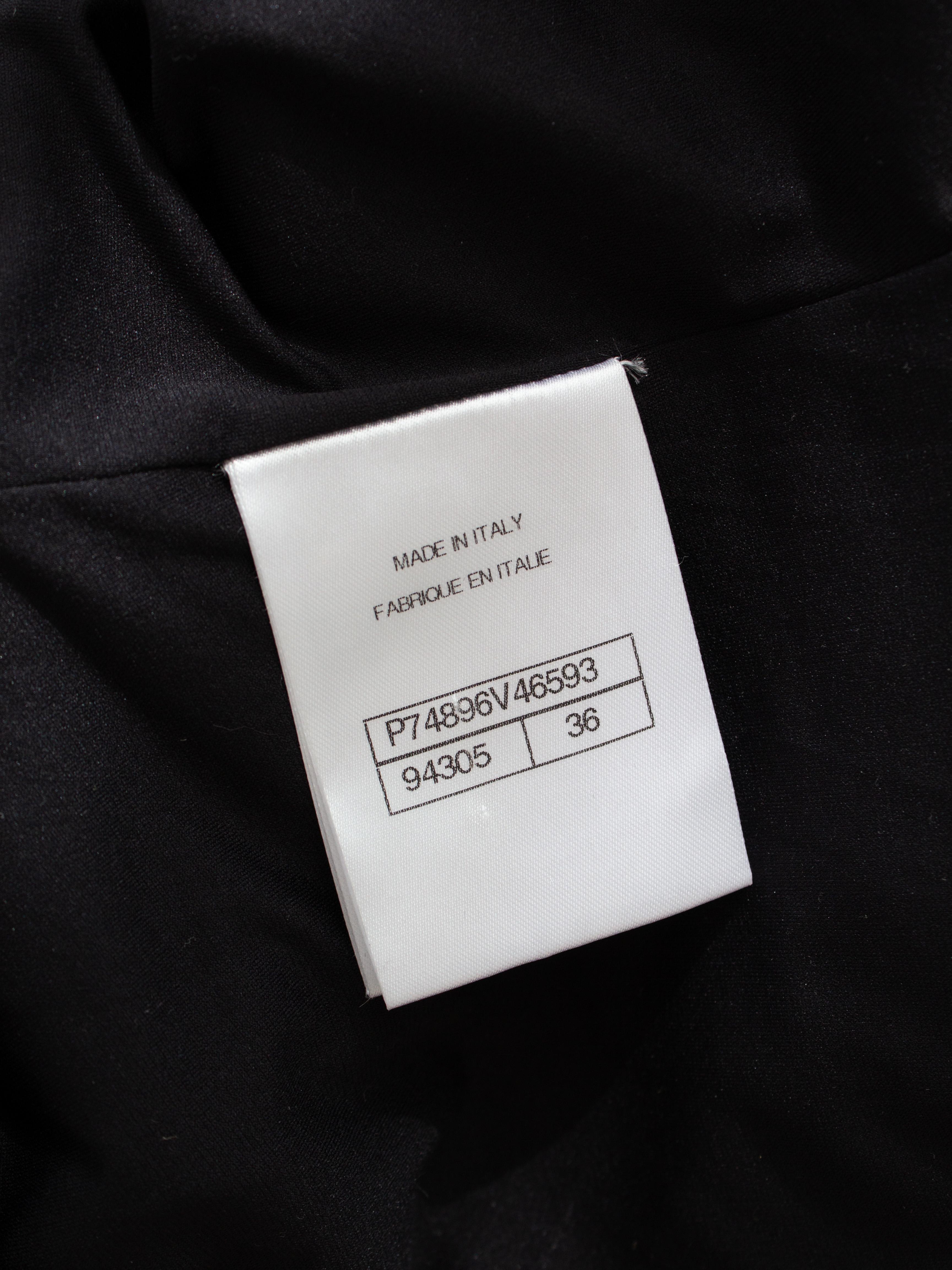 Chanel P/E 2023 - Top Body CC 23S con fiocco in raso nero 7