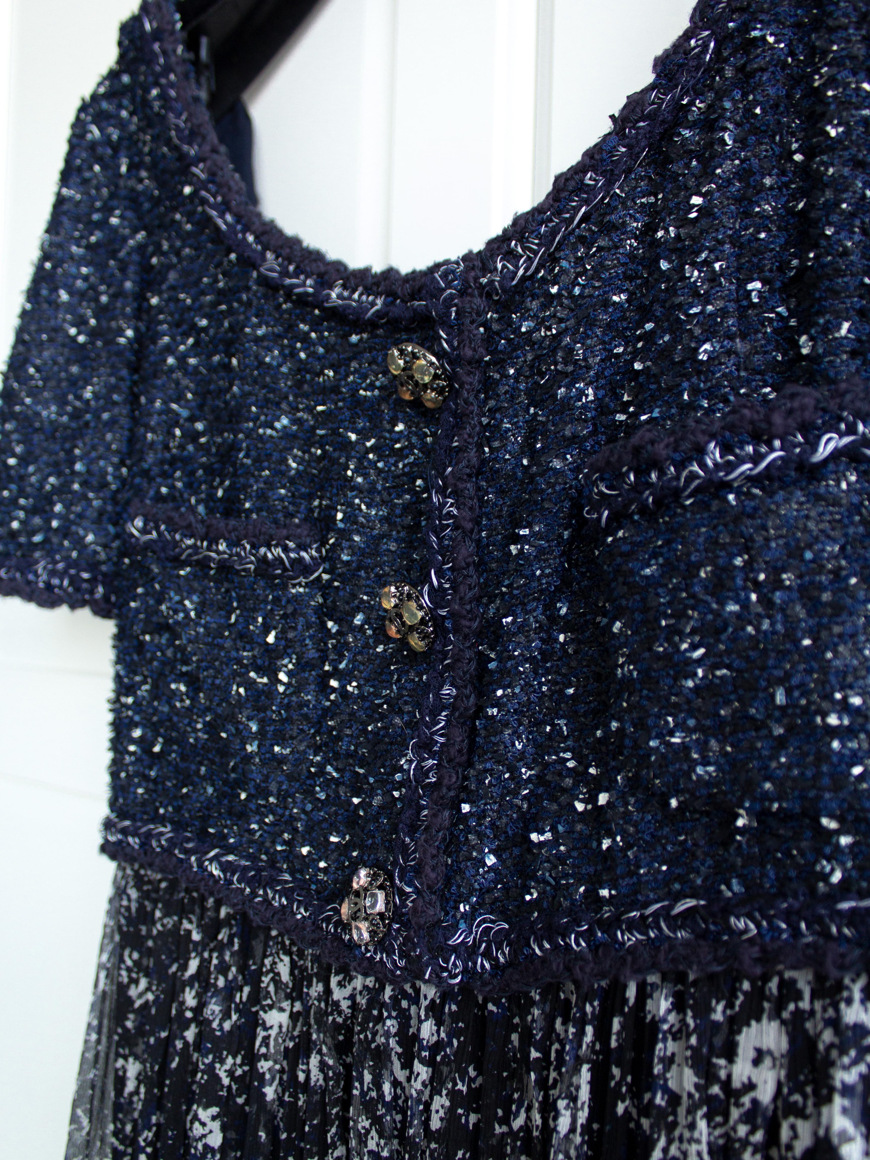 Chanel S/S2012 Starry Night Navy Fantasy Tweed Gripoix 12P Maxi Dress en vente 3