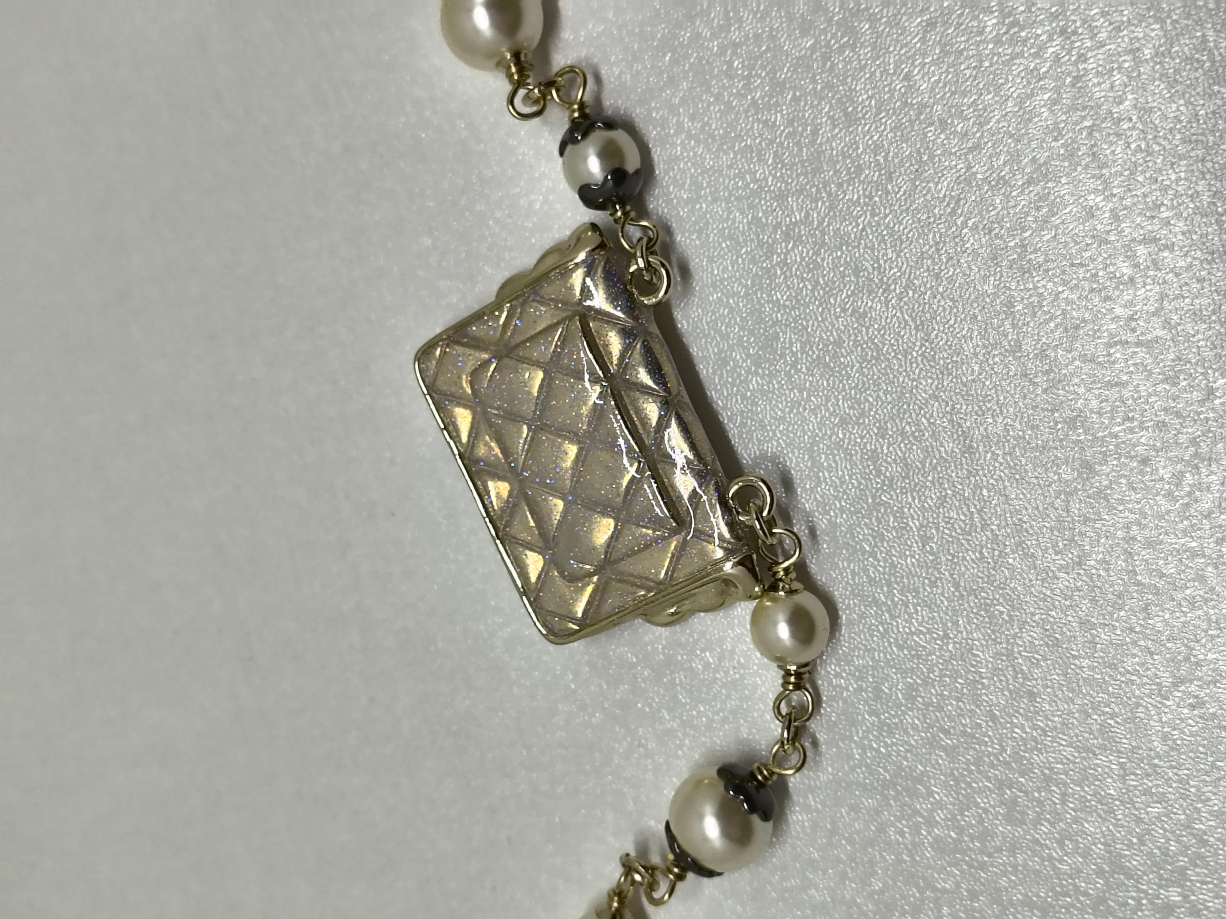 Chanel S24 CF Bag Pendant Pearl Choker Necklace In Excellent Condition For Sale In PUTNEY, NSW