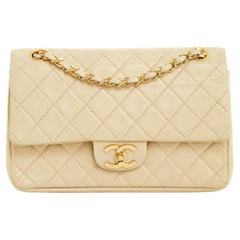 Chanel Sac Classique Timeless Bag double flap vanilla vintage