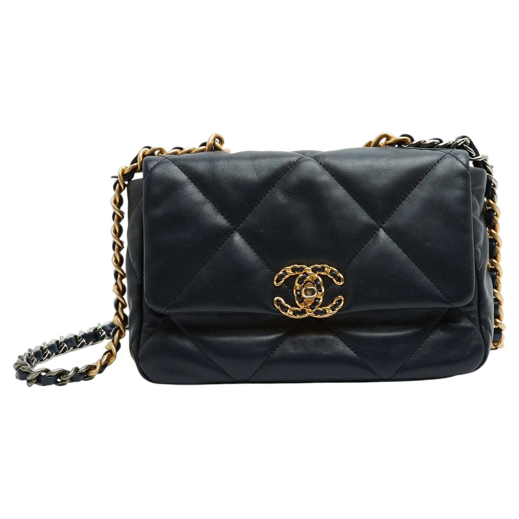 Chanel 19 Handbag